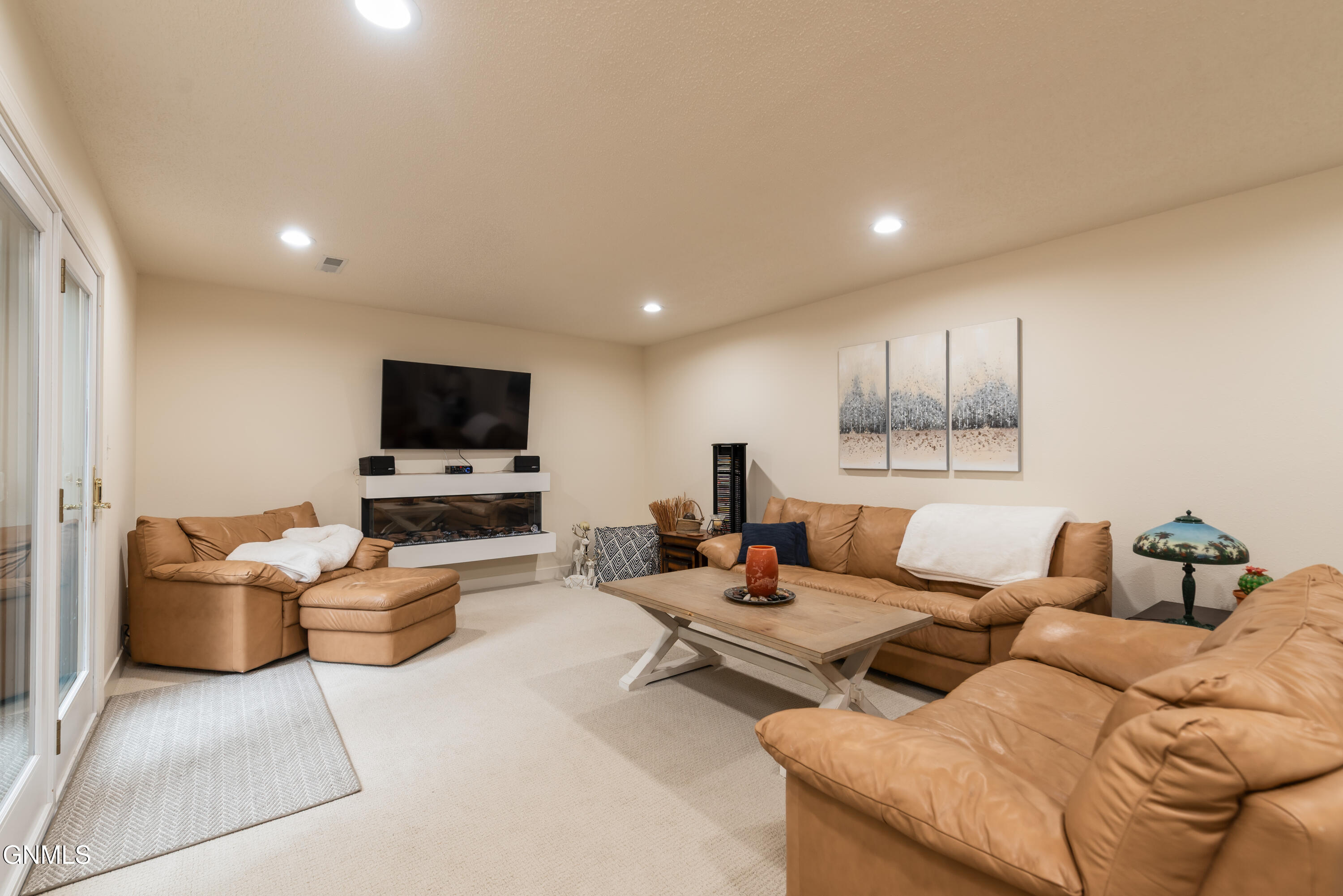 property viewer photo 28