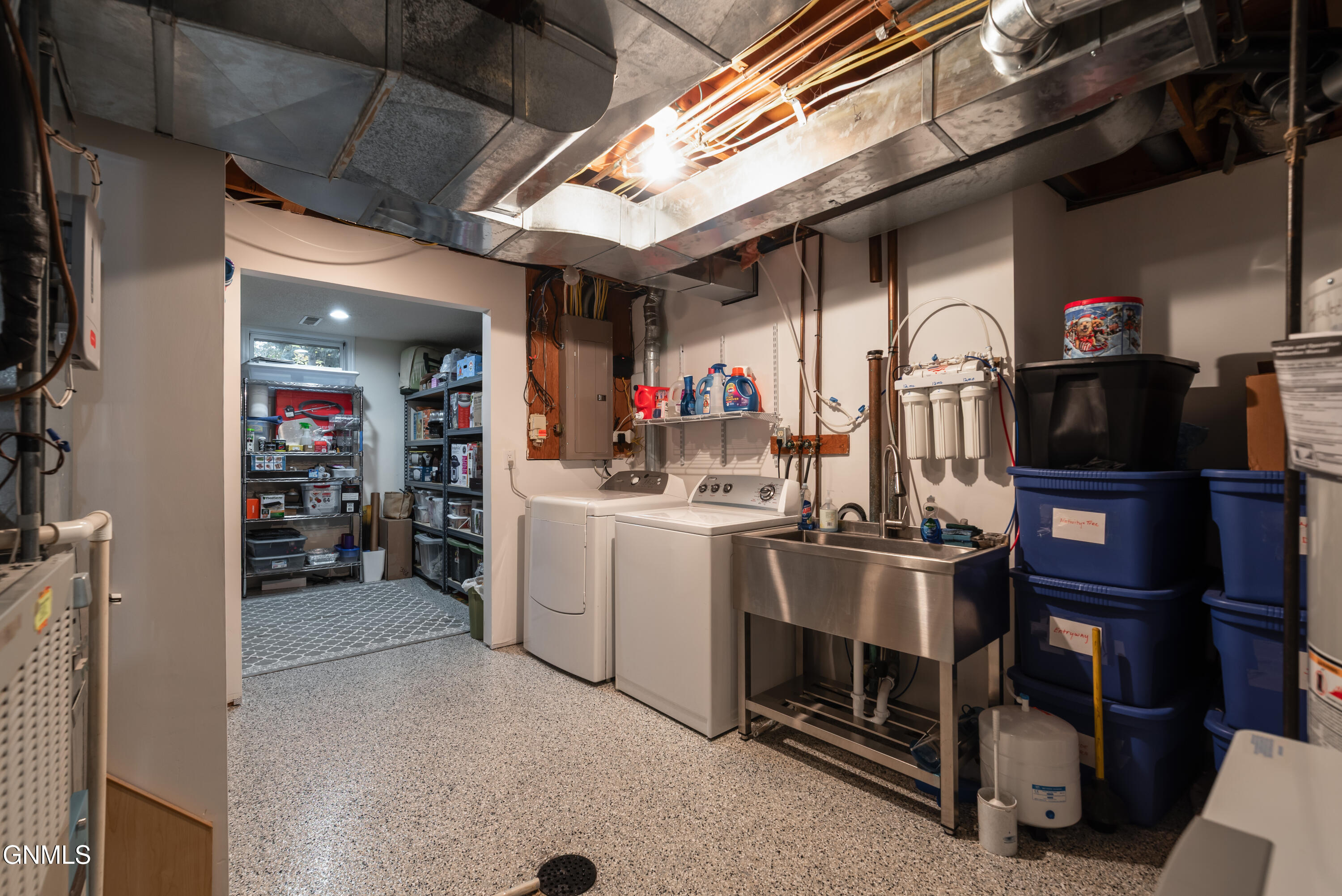 property viewer photo 36