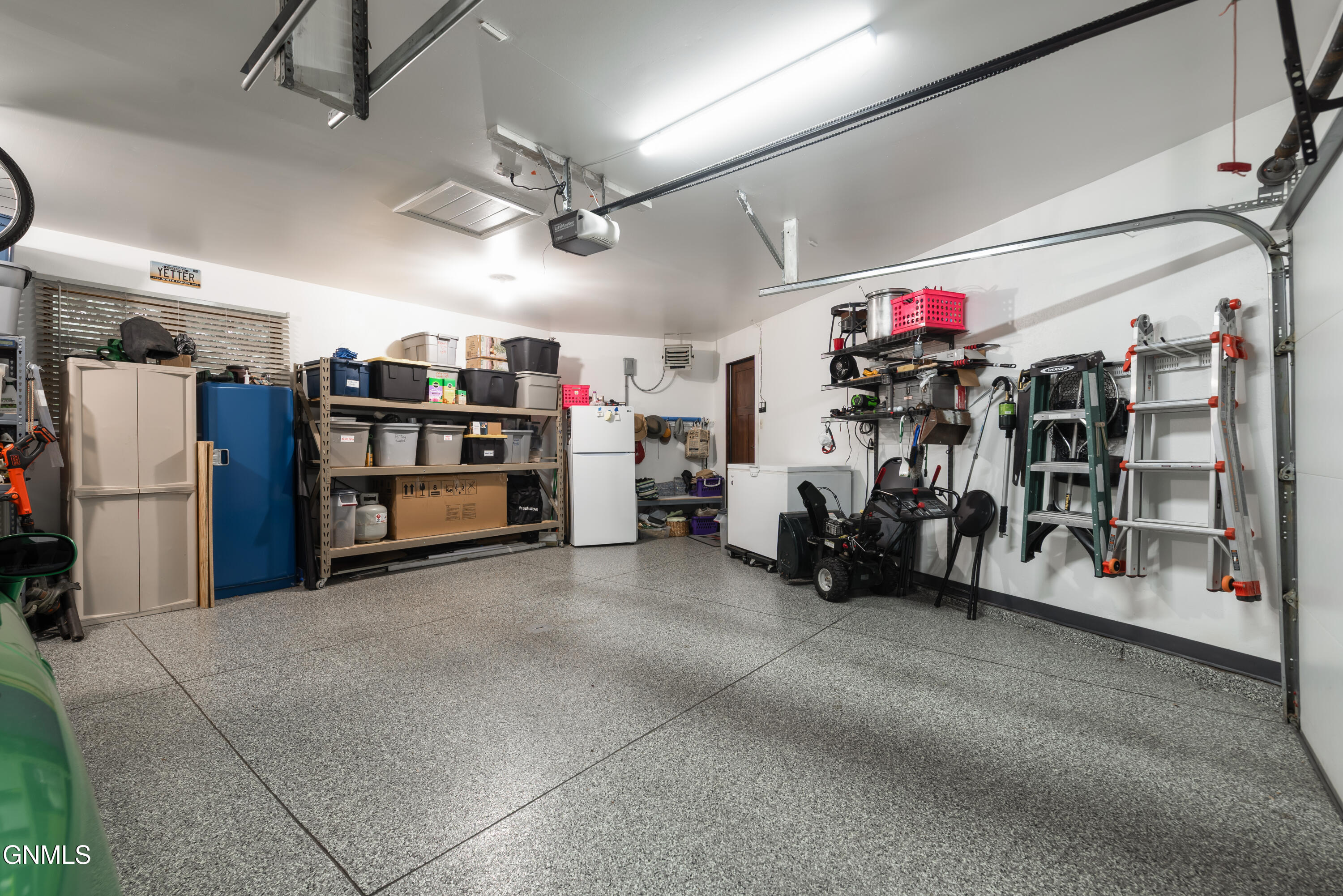 property viewer photo 38
