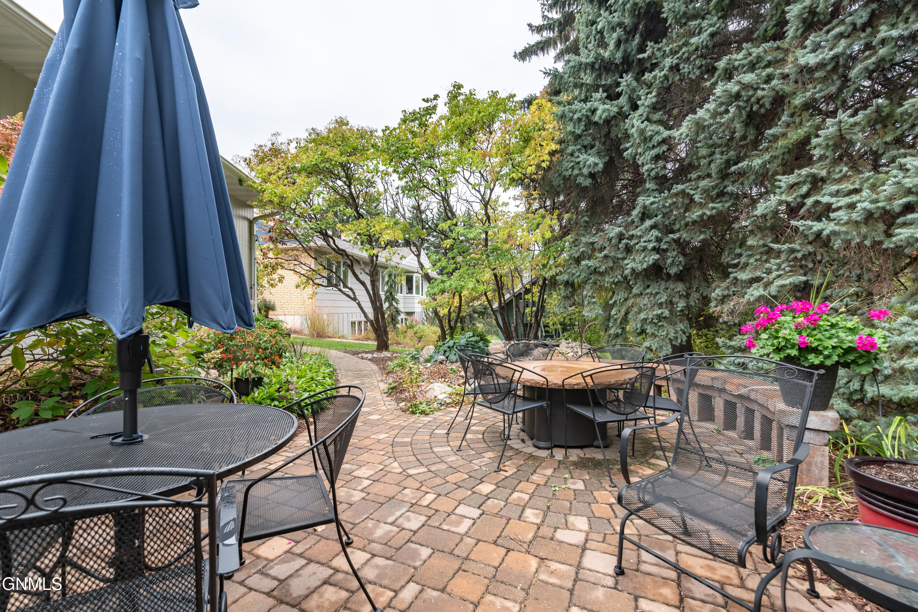 property viewer photo 41
