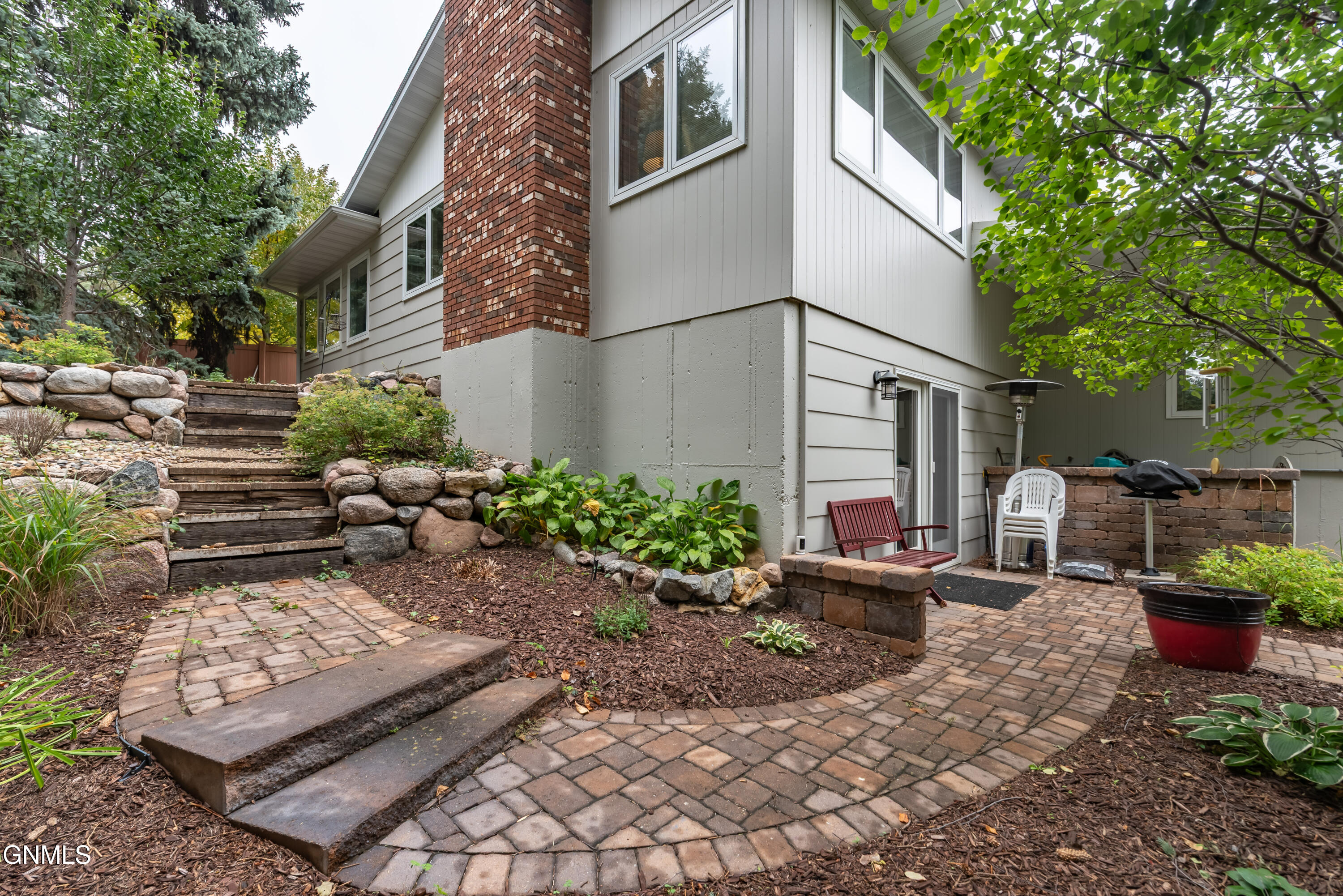 property viewer photo 43
