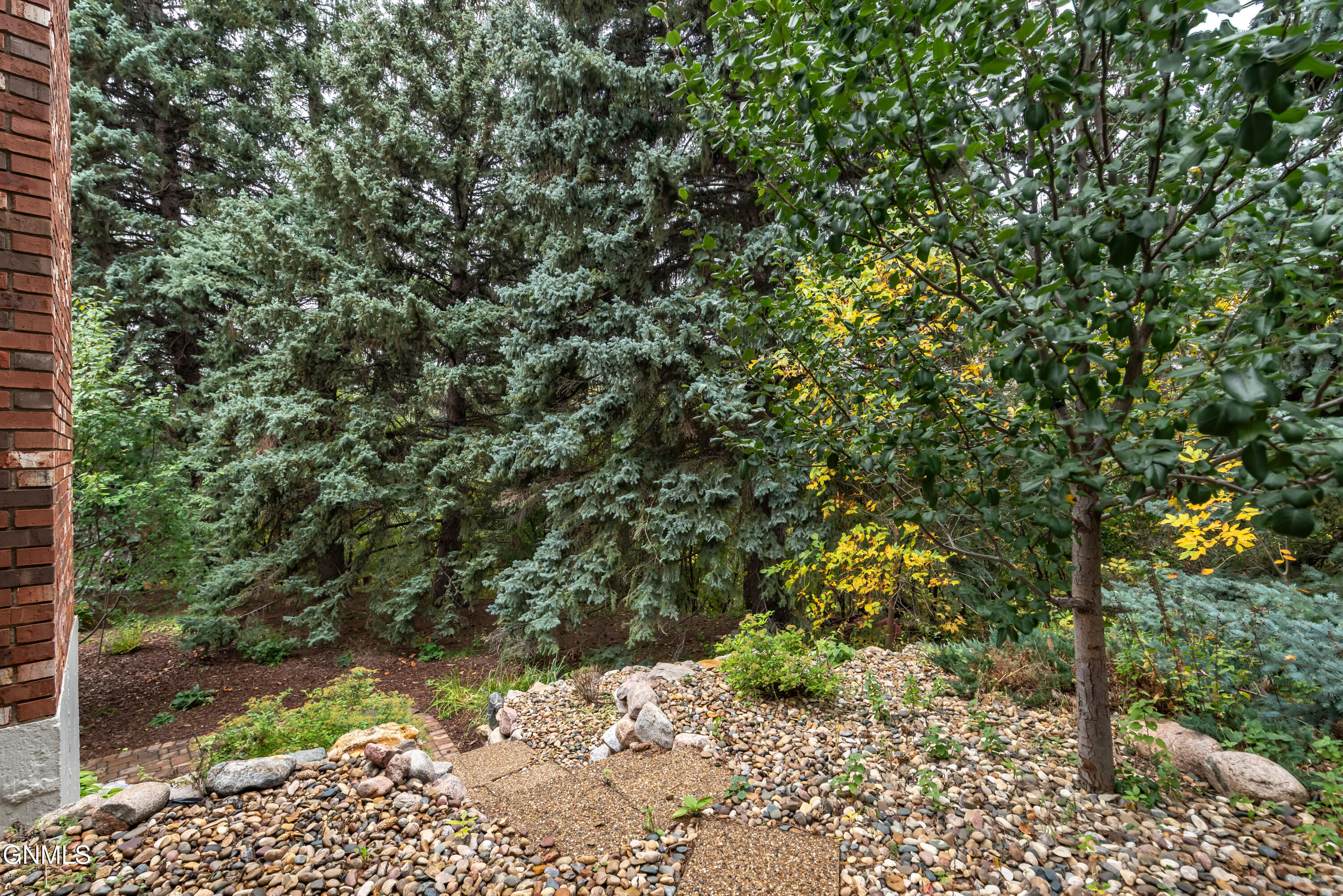 property viewer photo 48