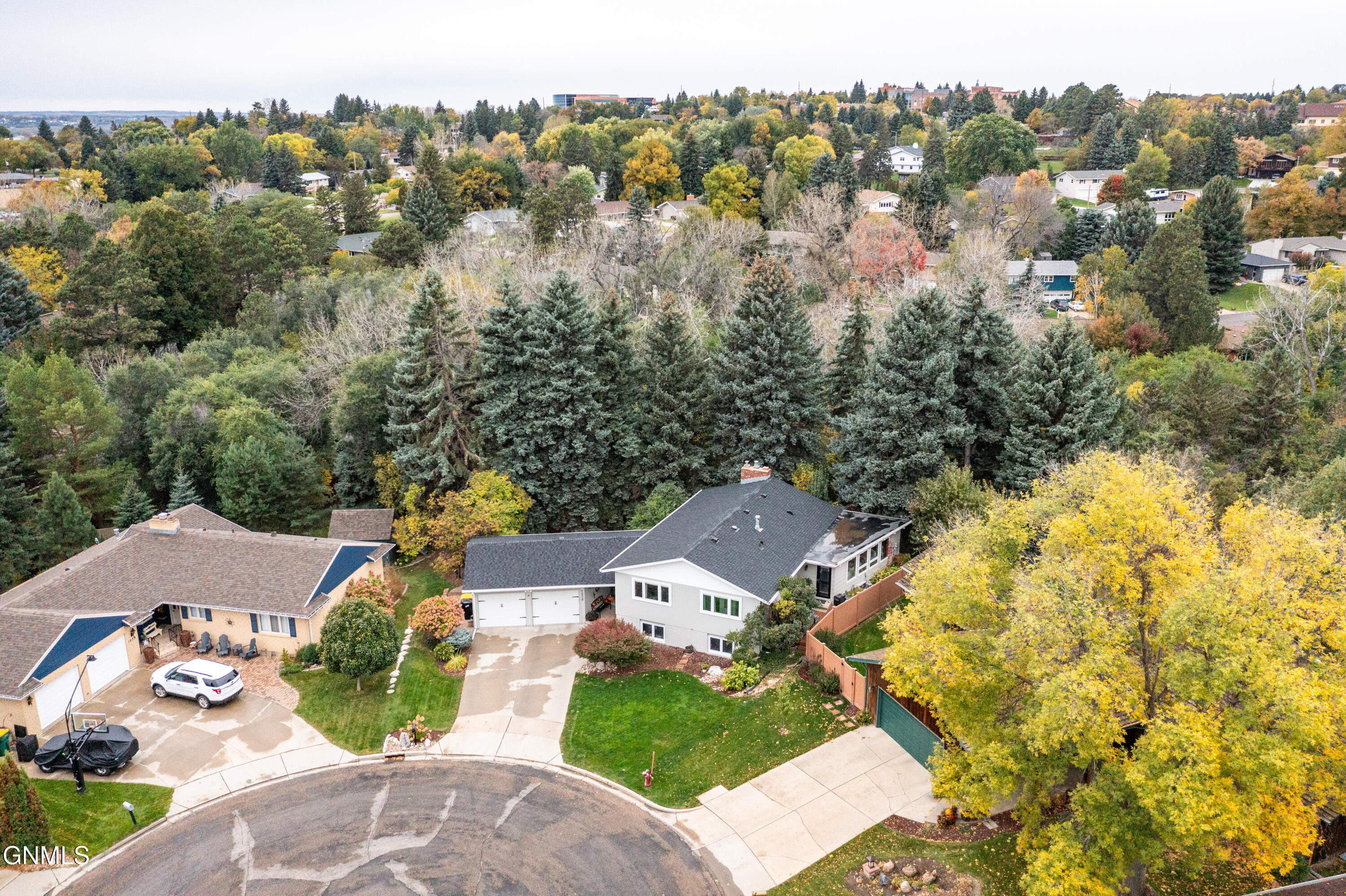 property viewer photo 50