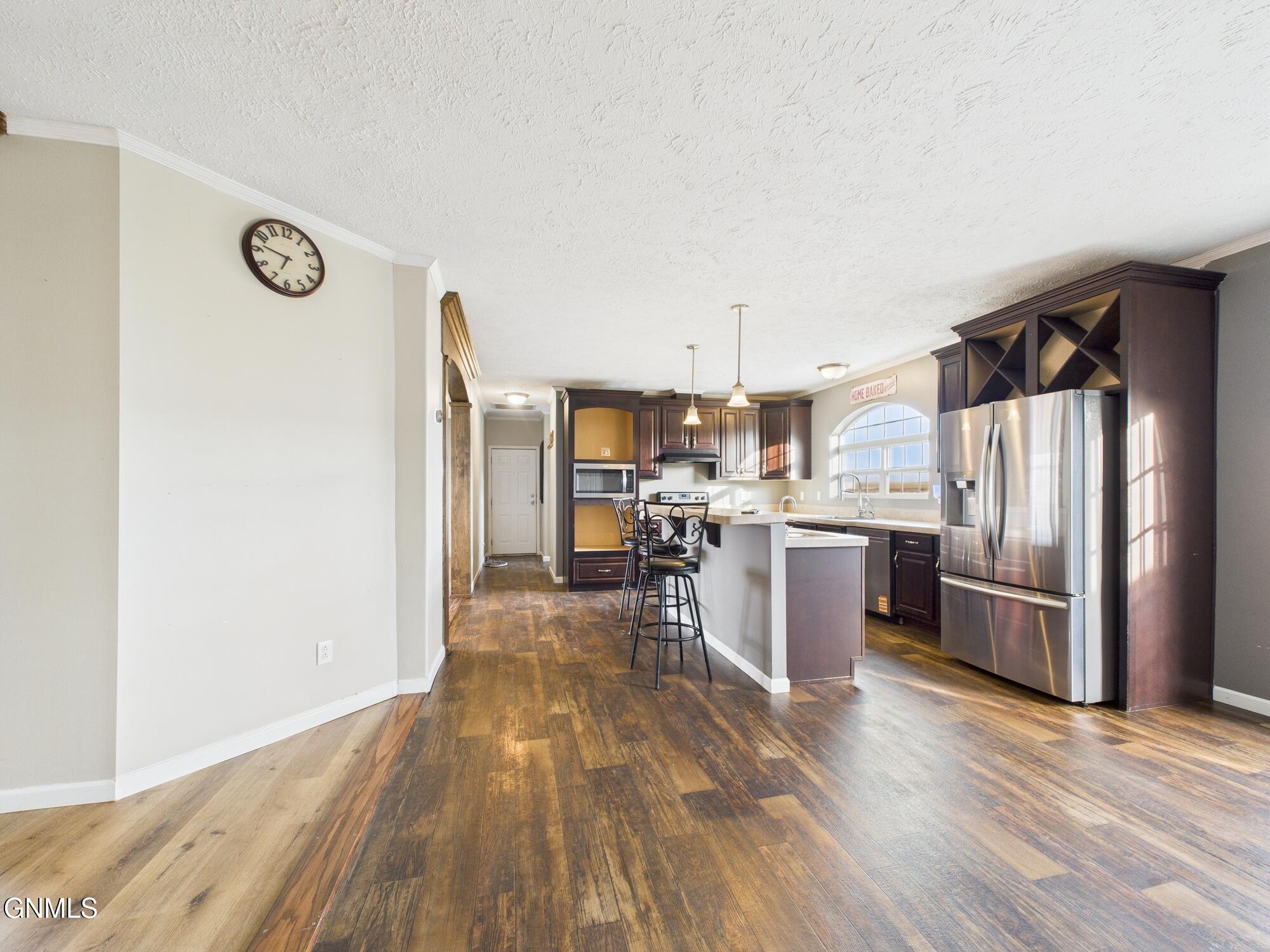 property viewer photo 16