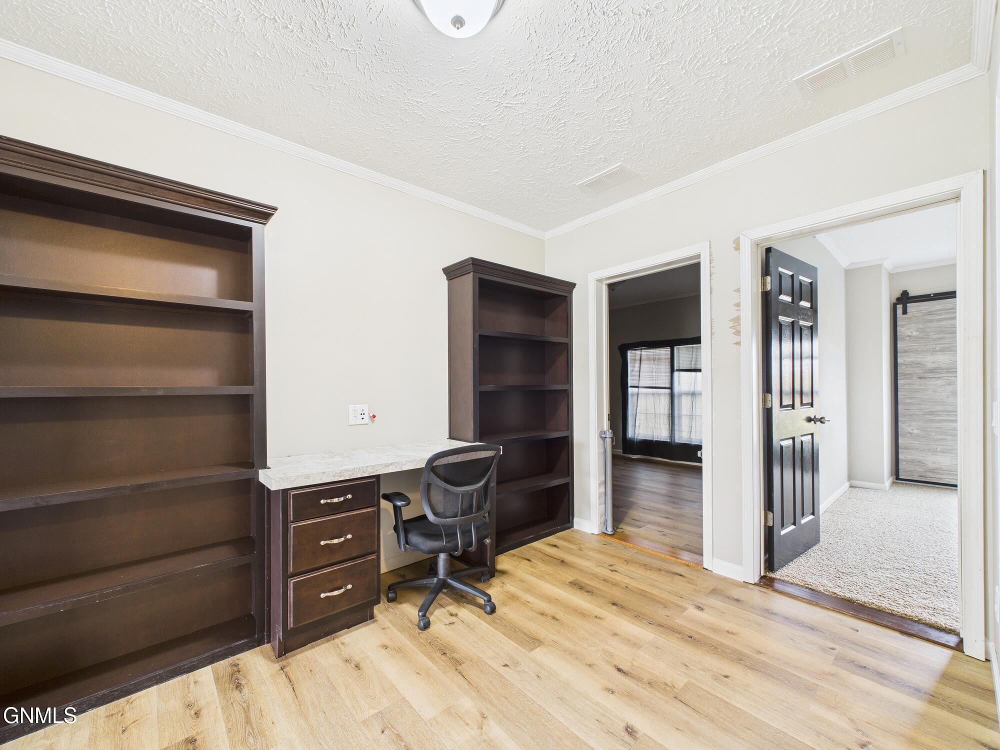property viewer photo 23