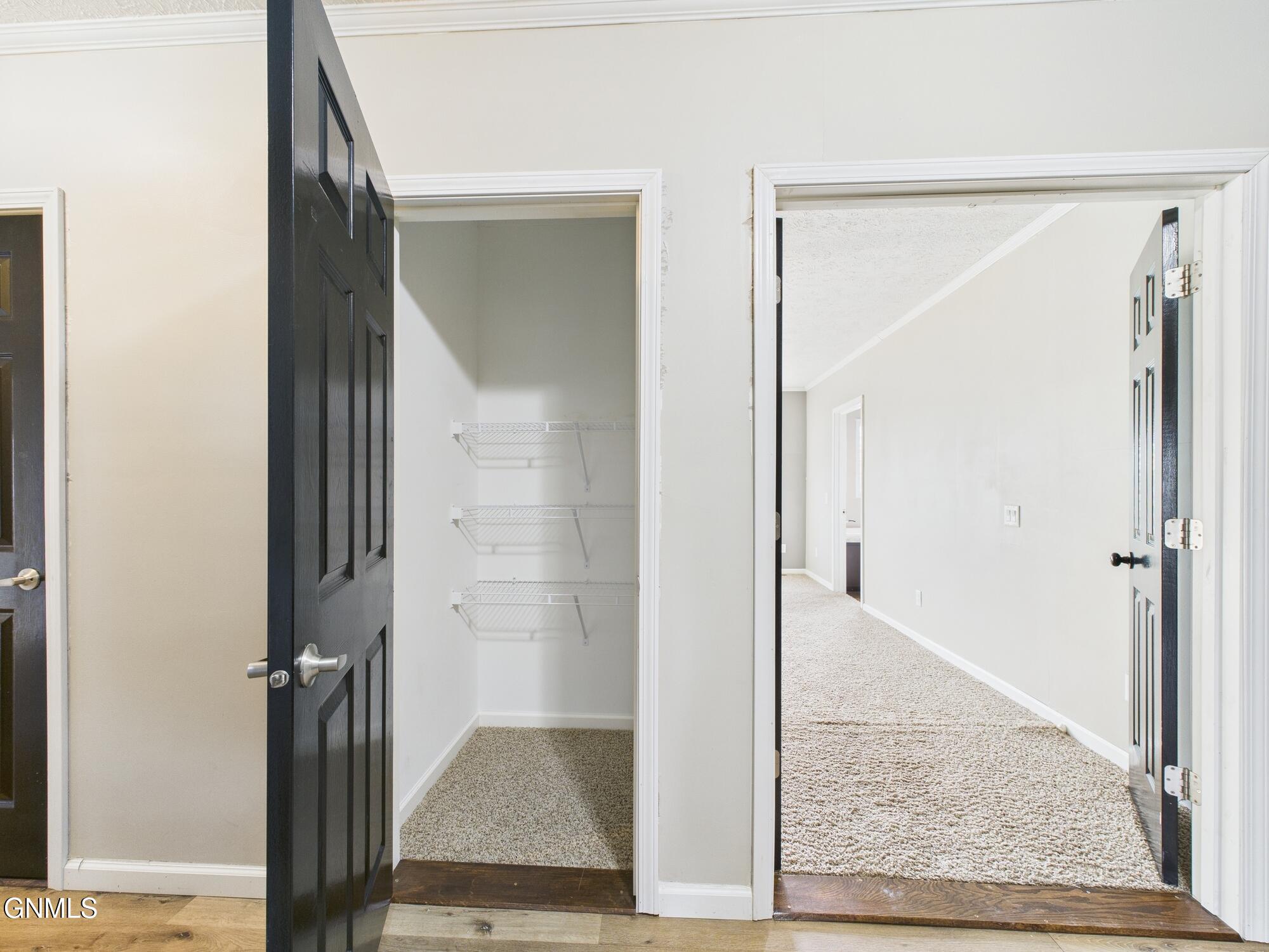 property viewer photo 24