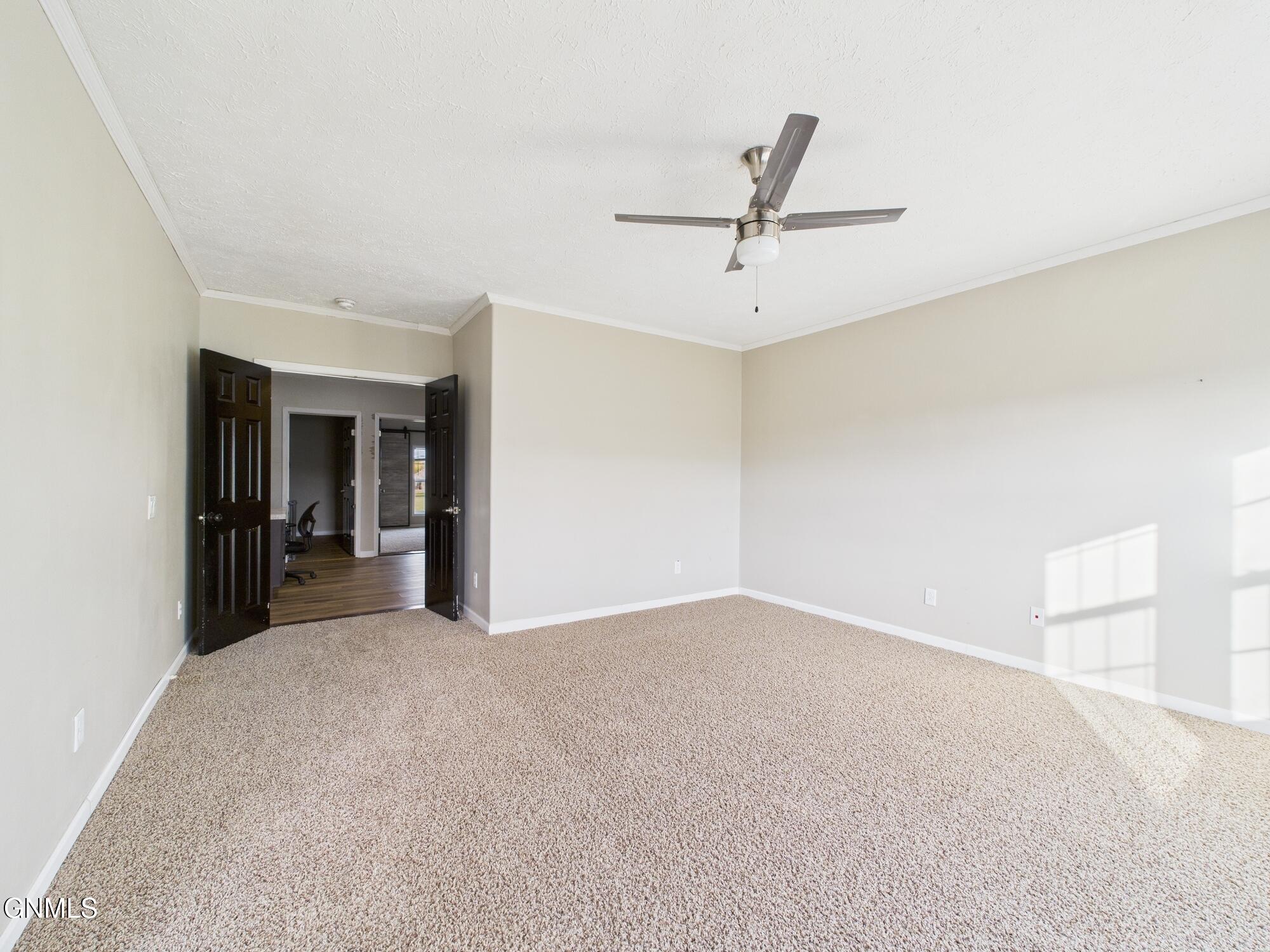 property viewer photo 26