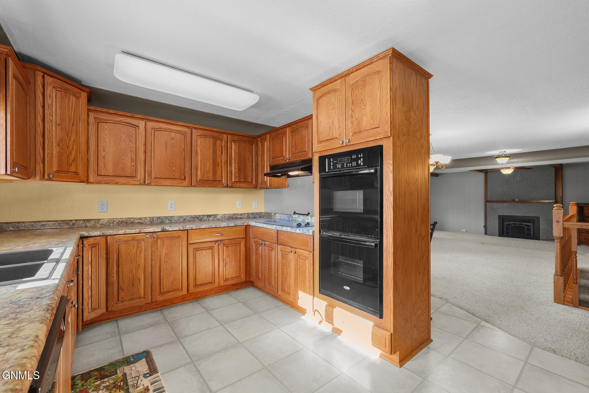 property viewer photo 12