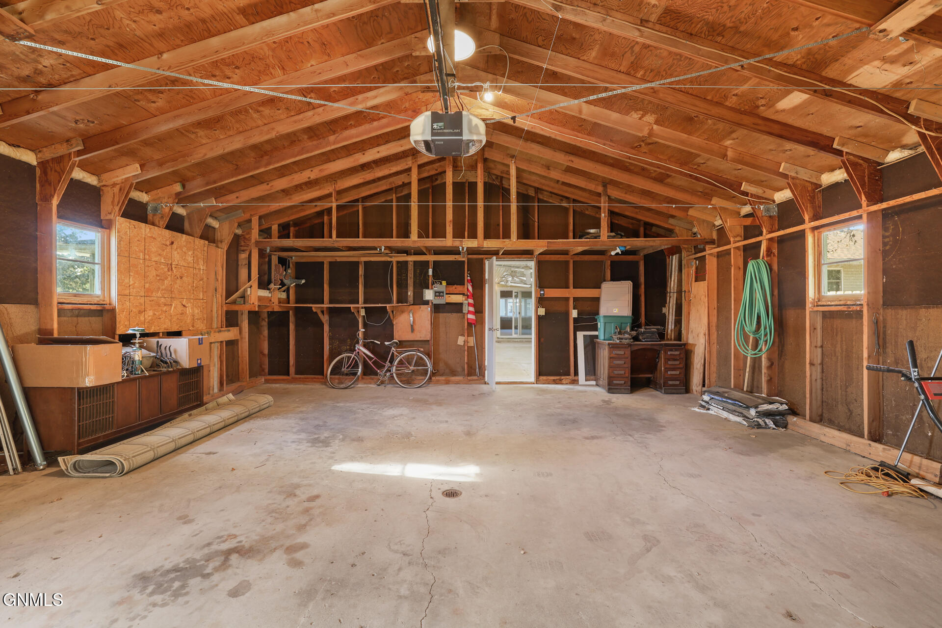 property viewer photo 20
