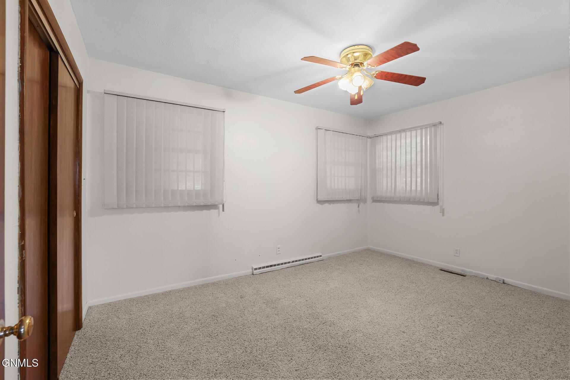 property viewer photo 22