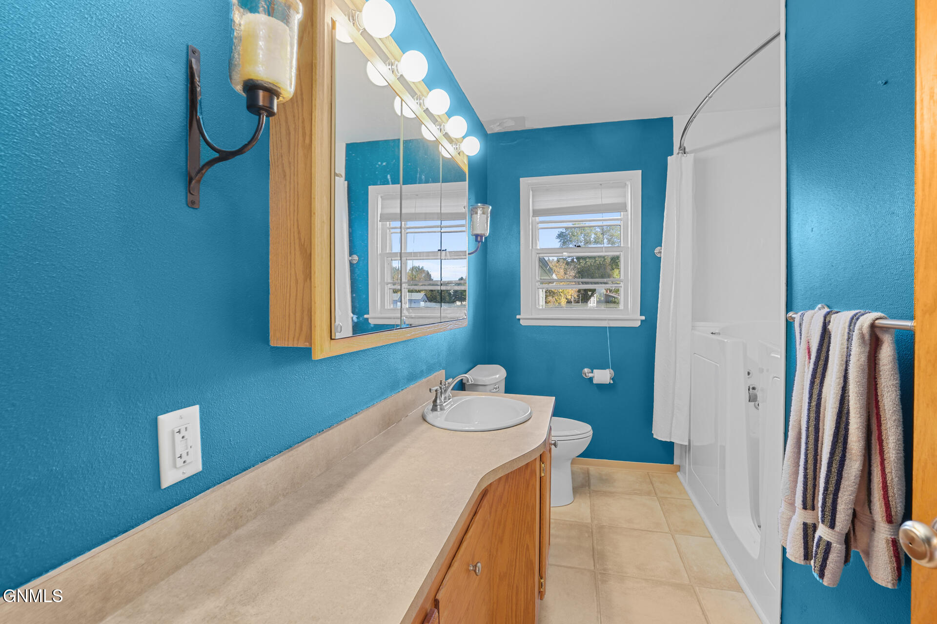 property viewer photo 24