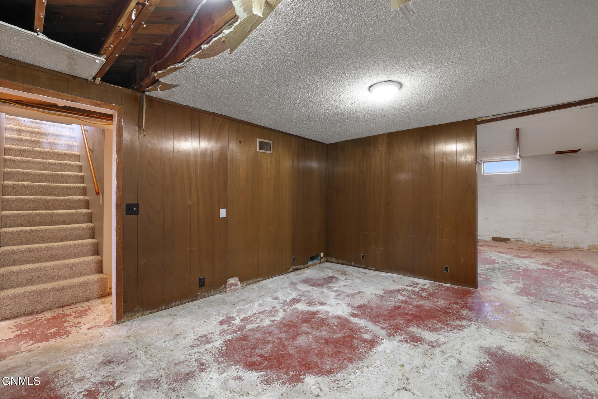 property viewer photo 30