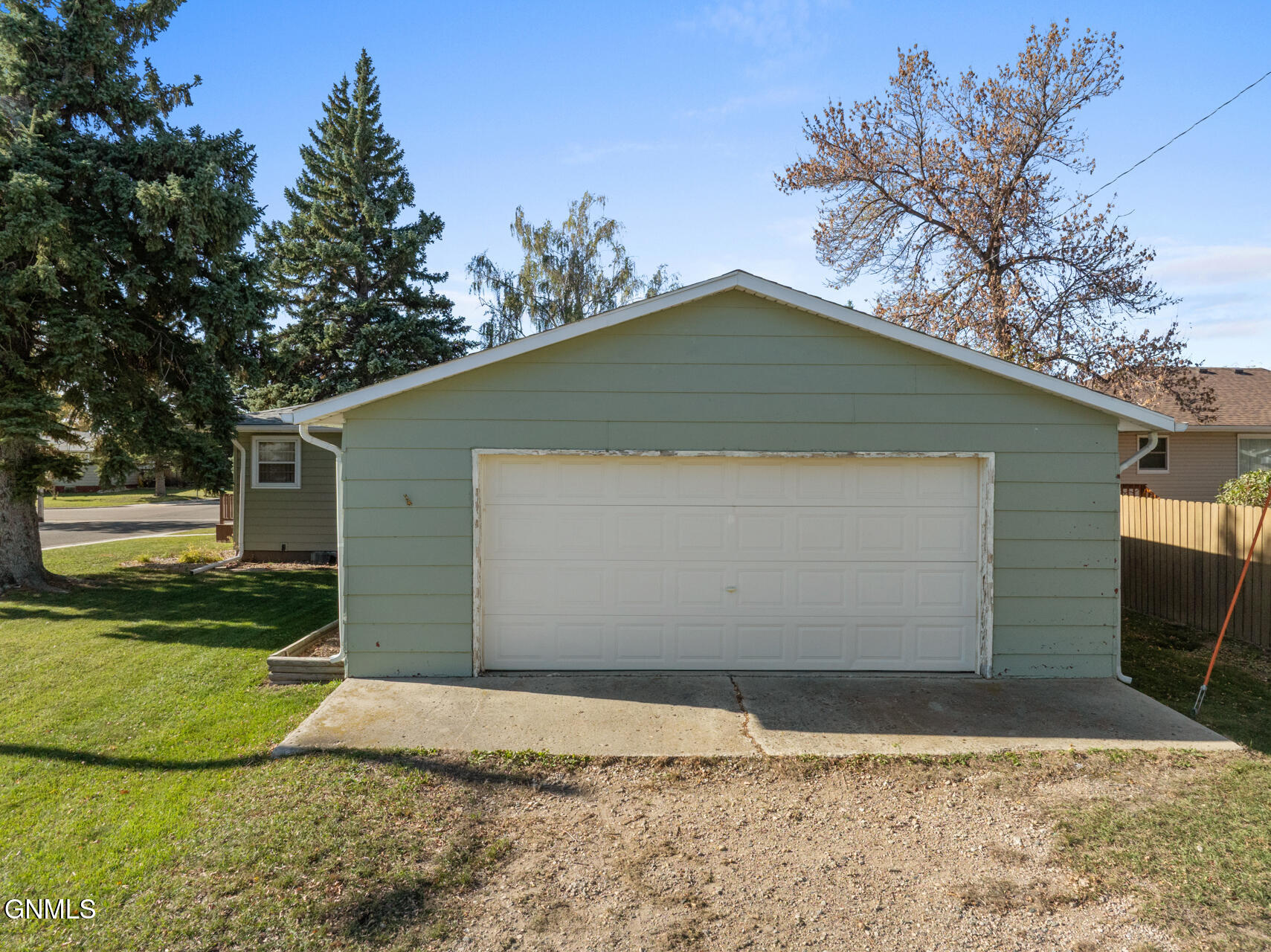property viewer photo 5