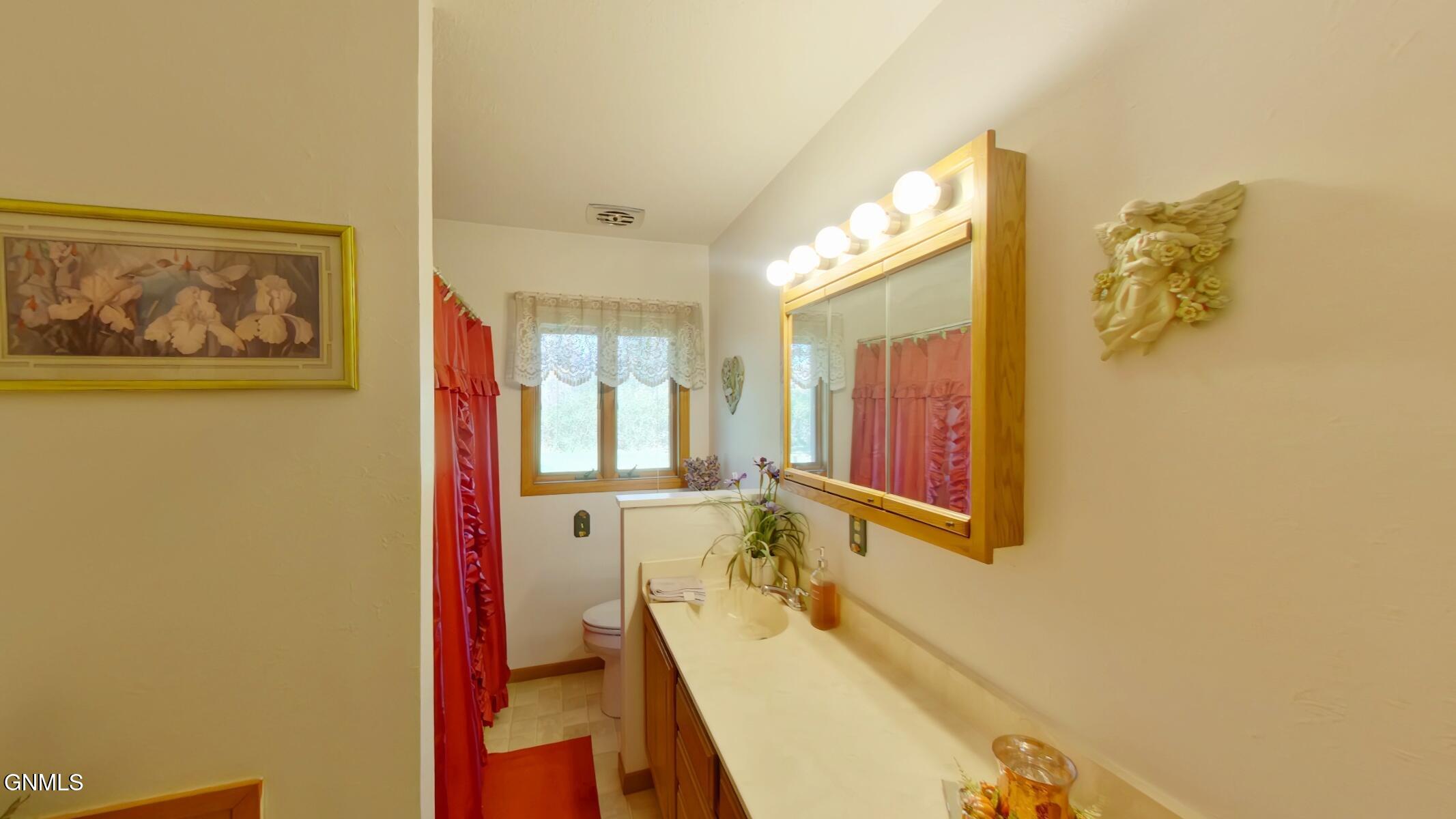 property viewer photo 12