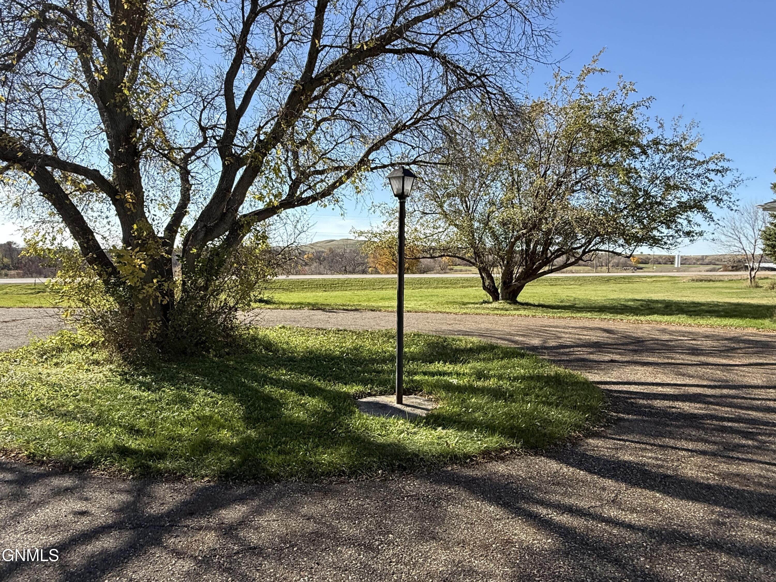 property viewer photo 20