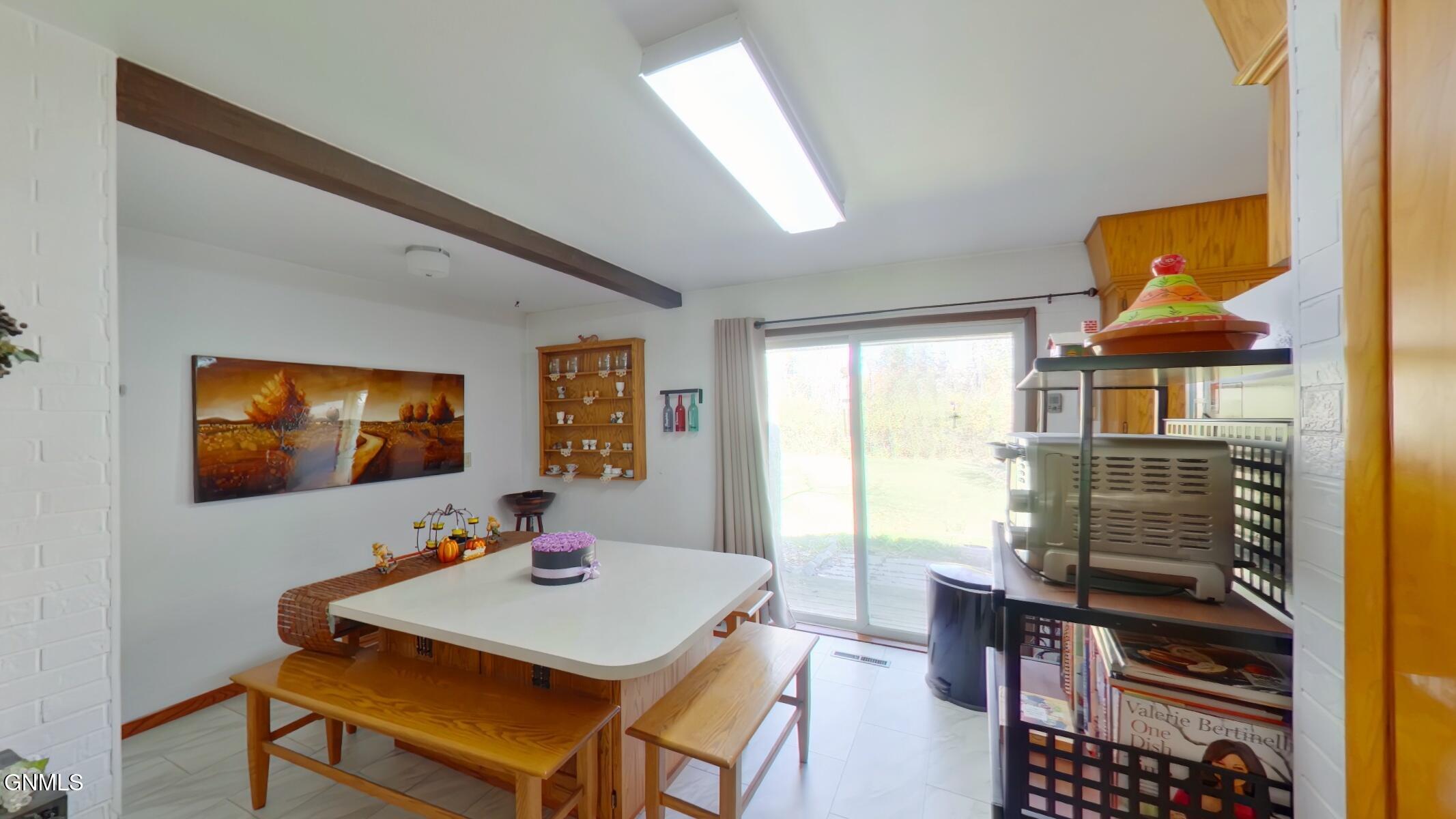 property viewer photo 3