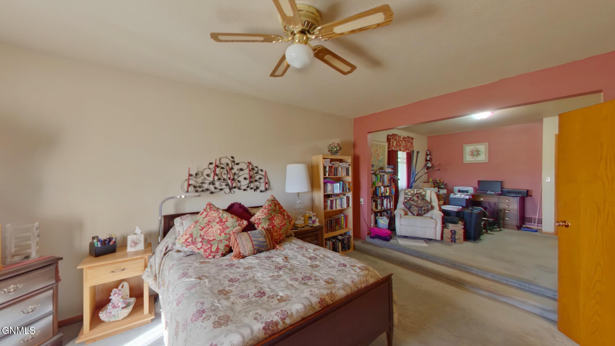 property viewer photo 9