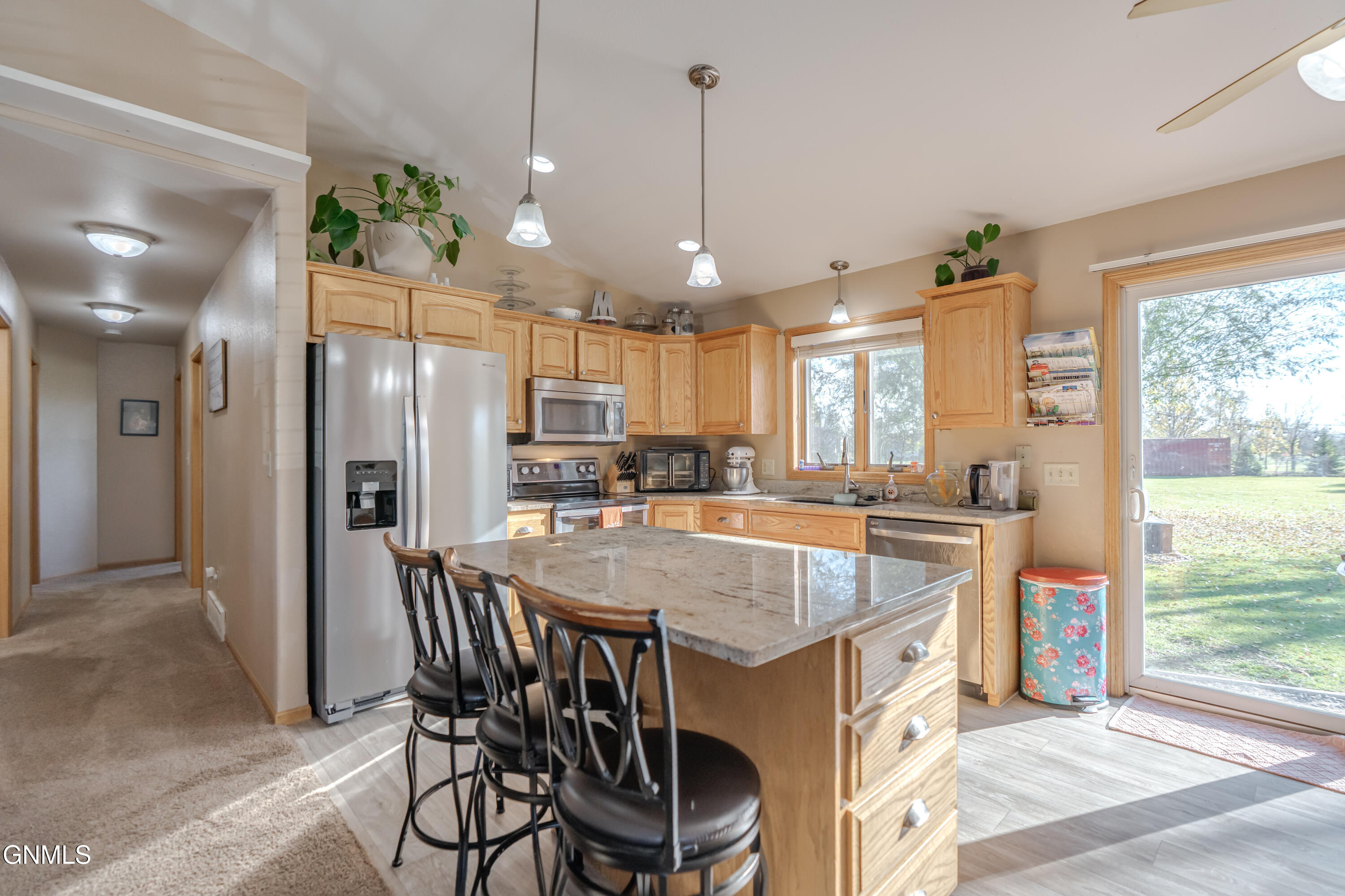 property viewer photo 13