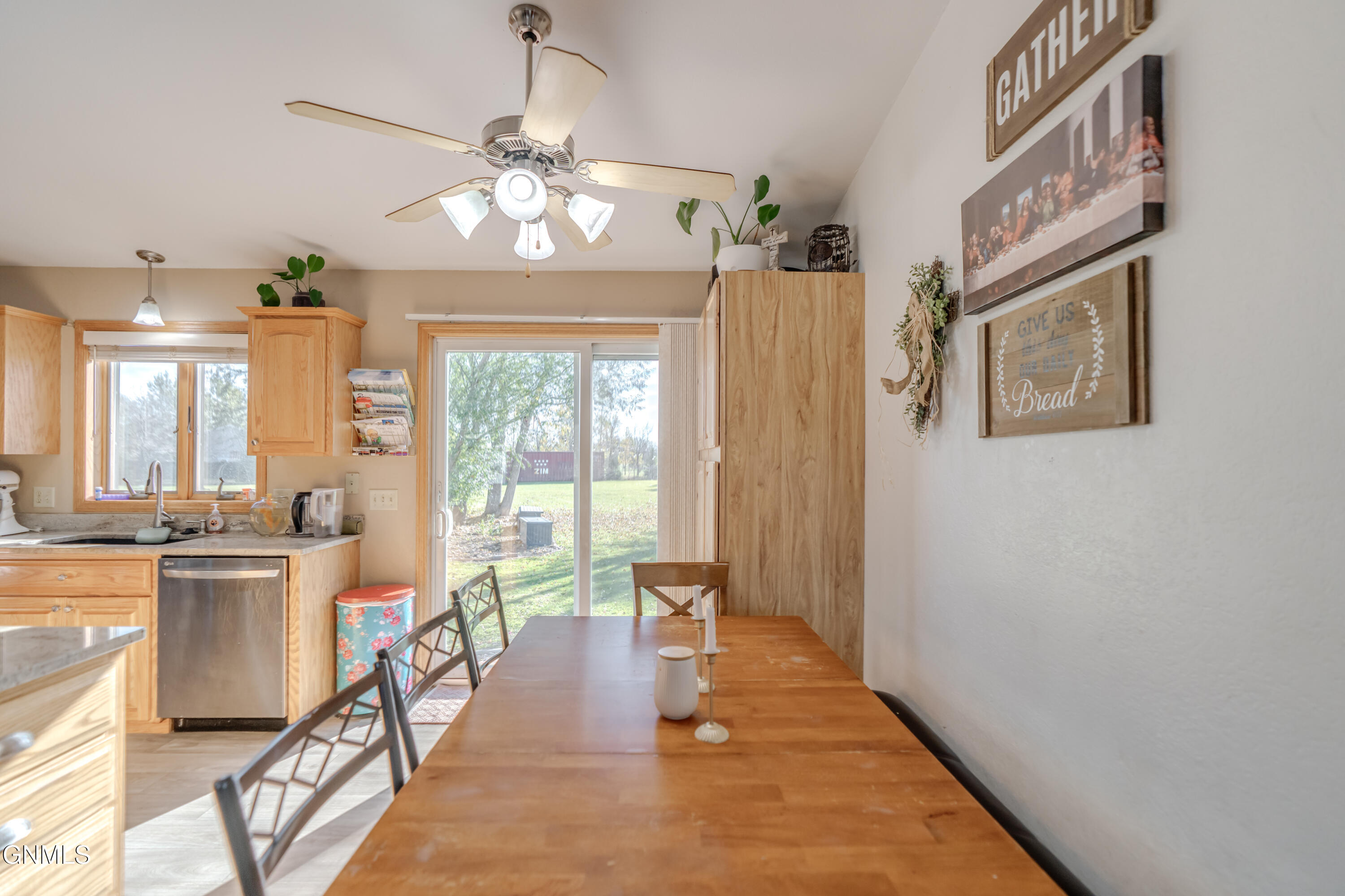 property viewer photo 21
