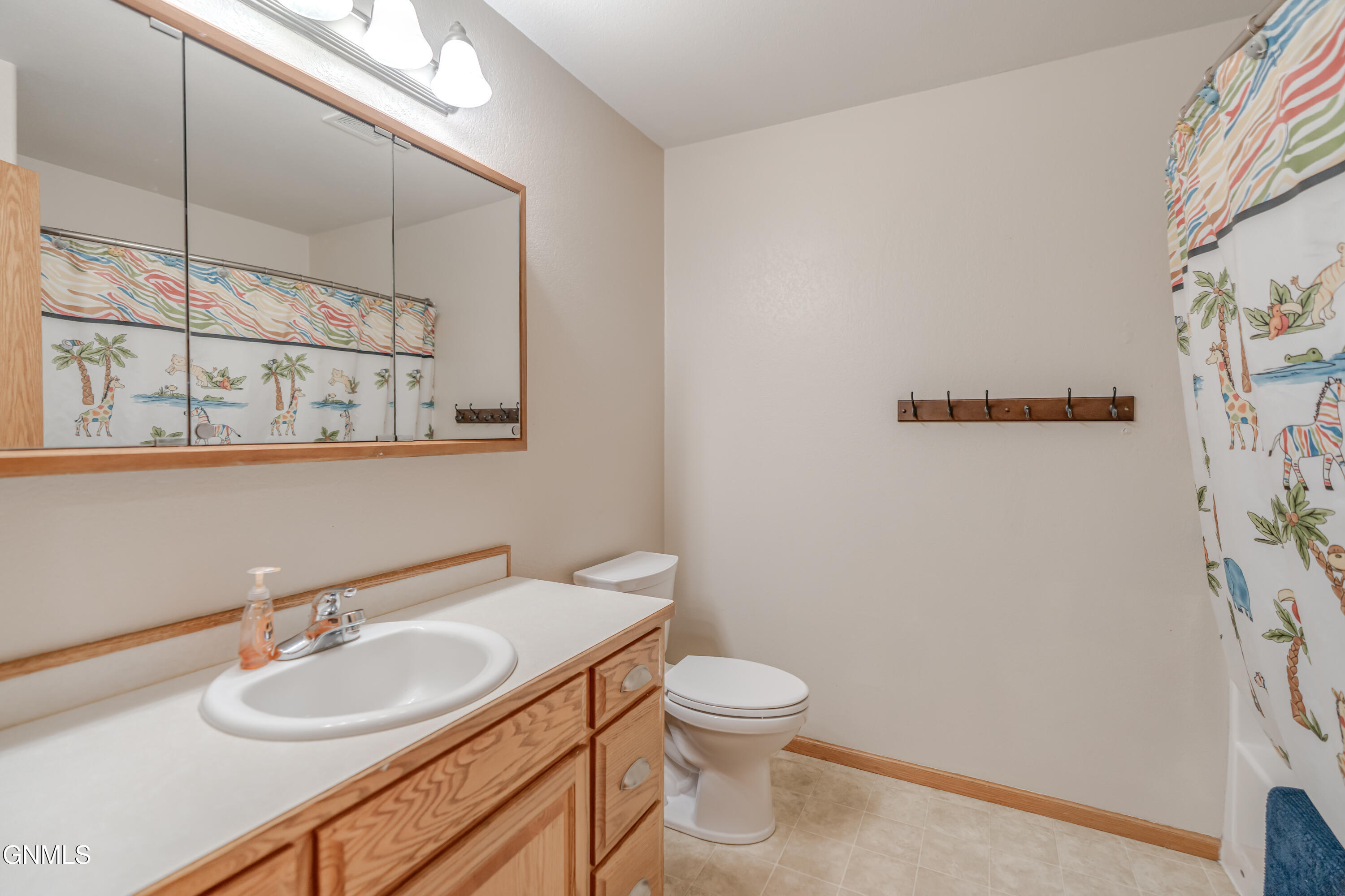 property viewer photo 25