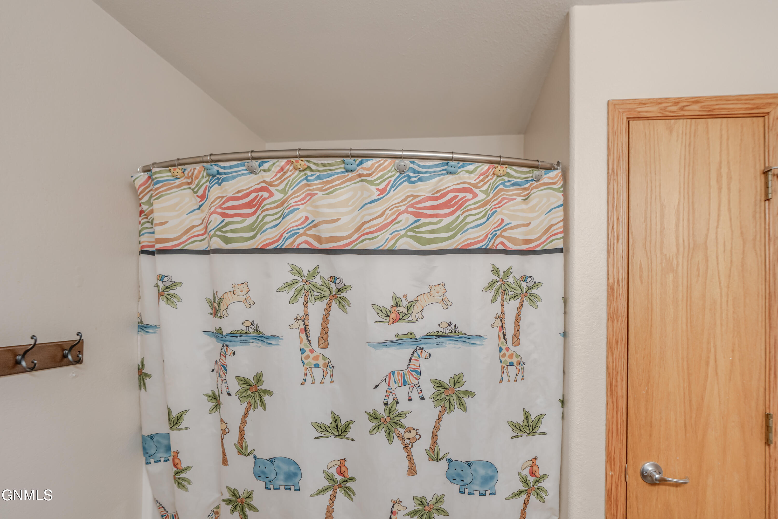 property viewer photo 26