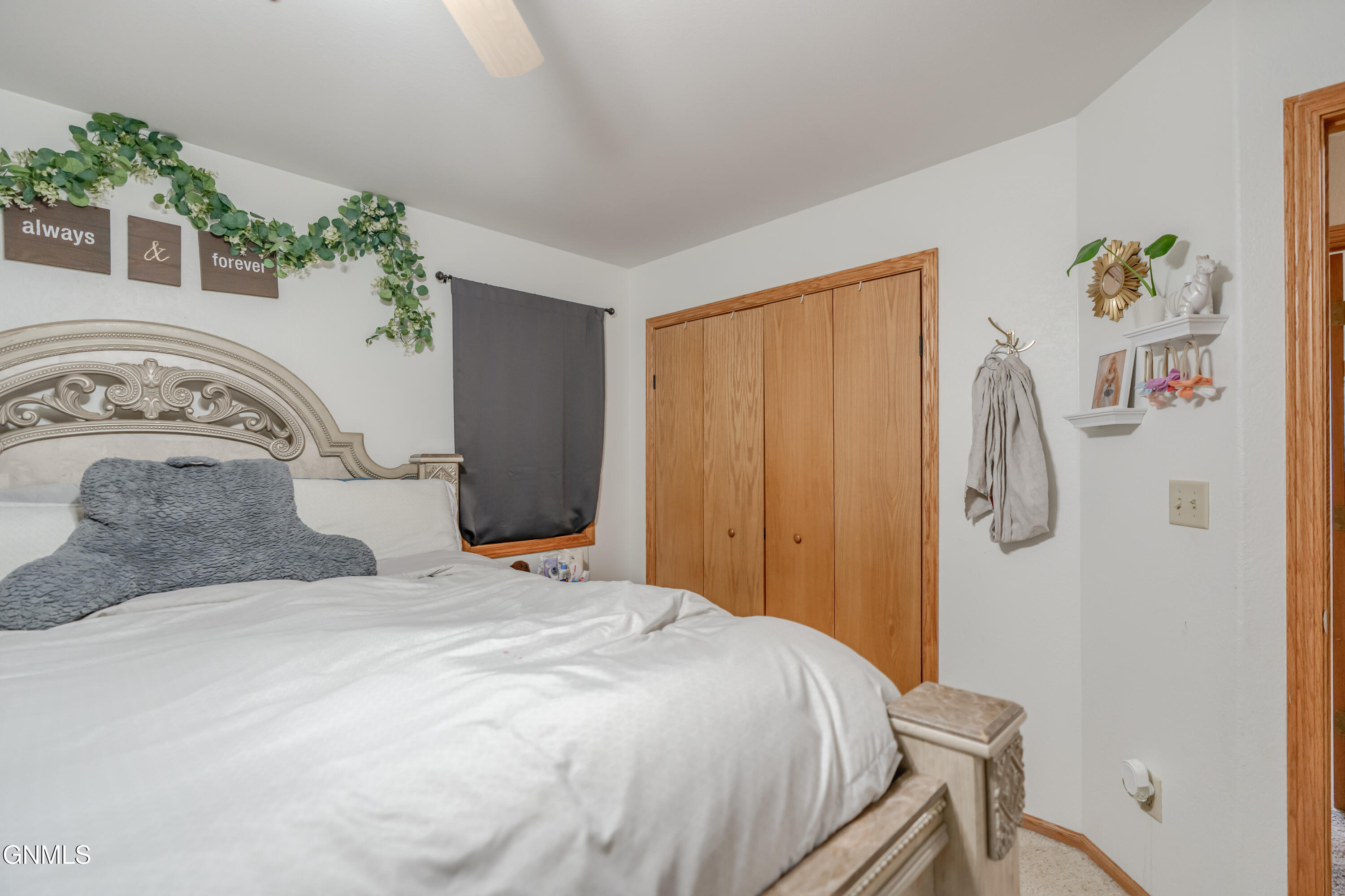 property viewer photo 36