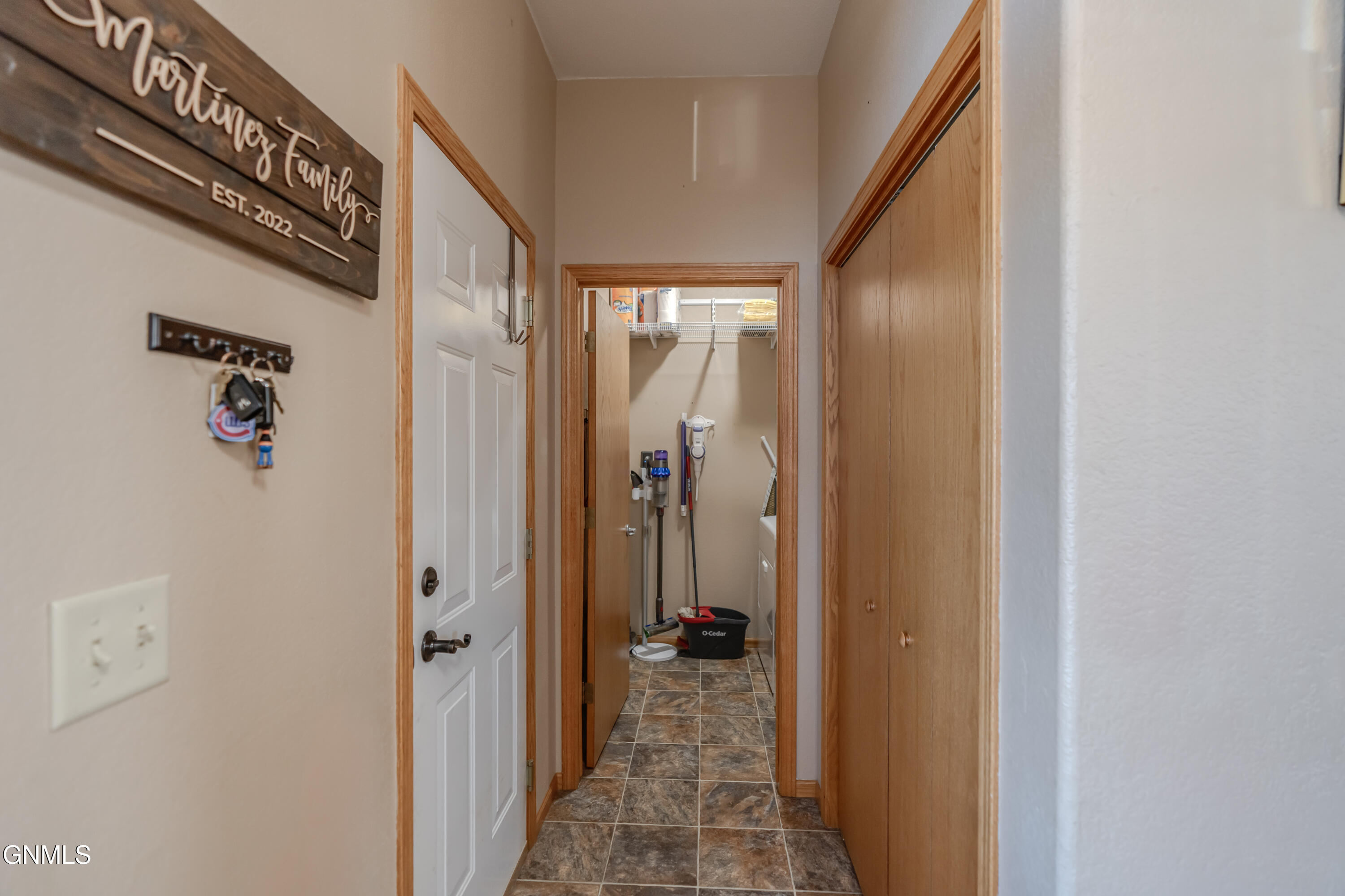 property viewer photo 43