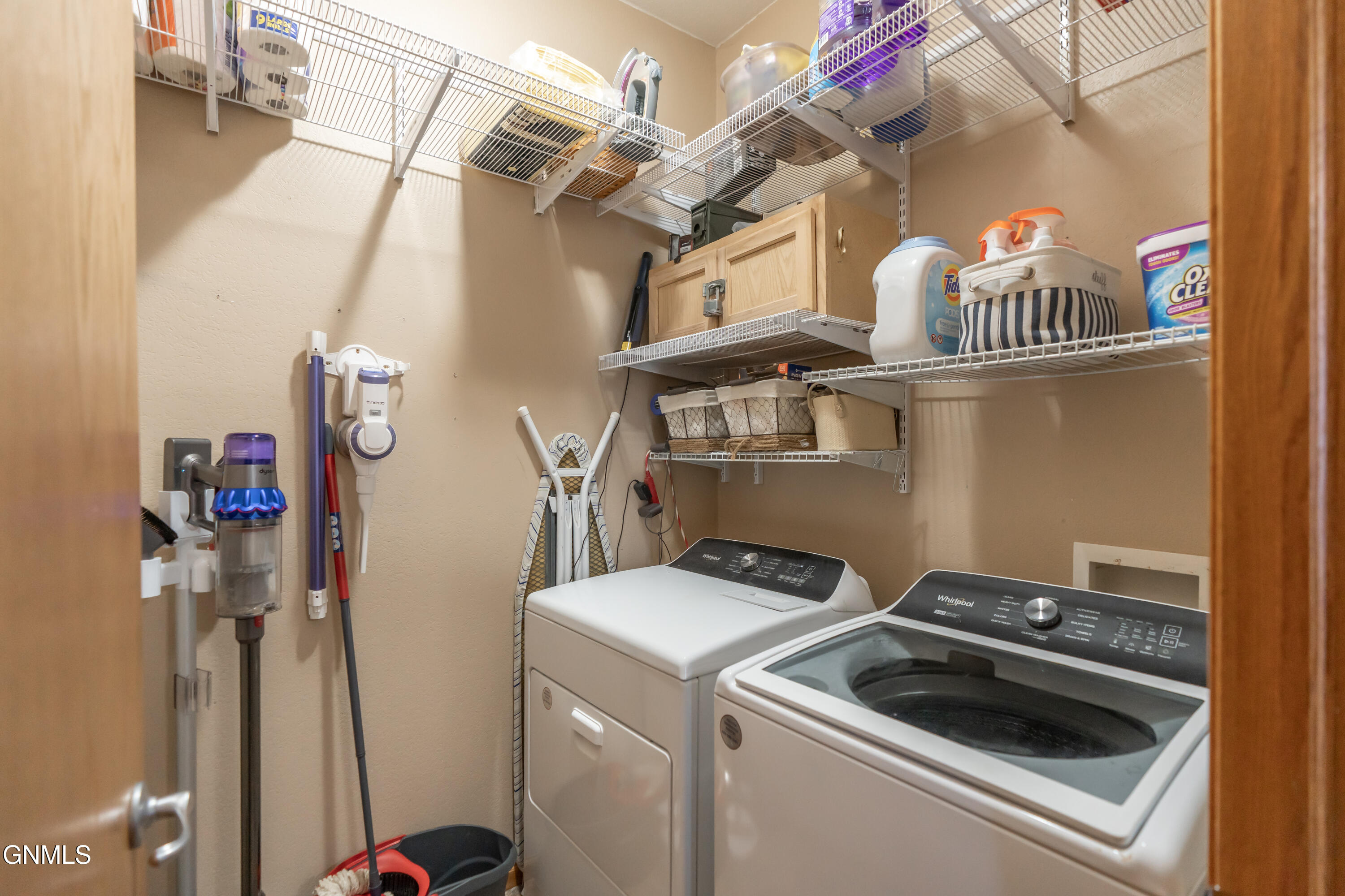 property viewer photo 44