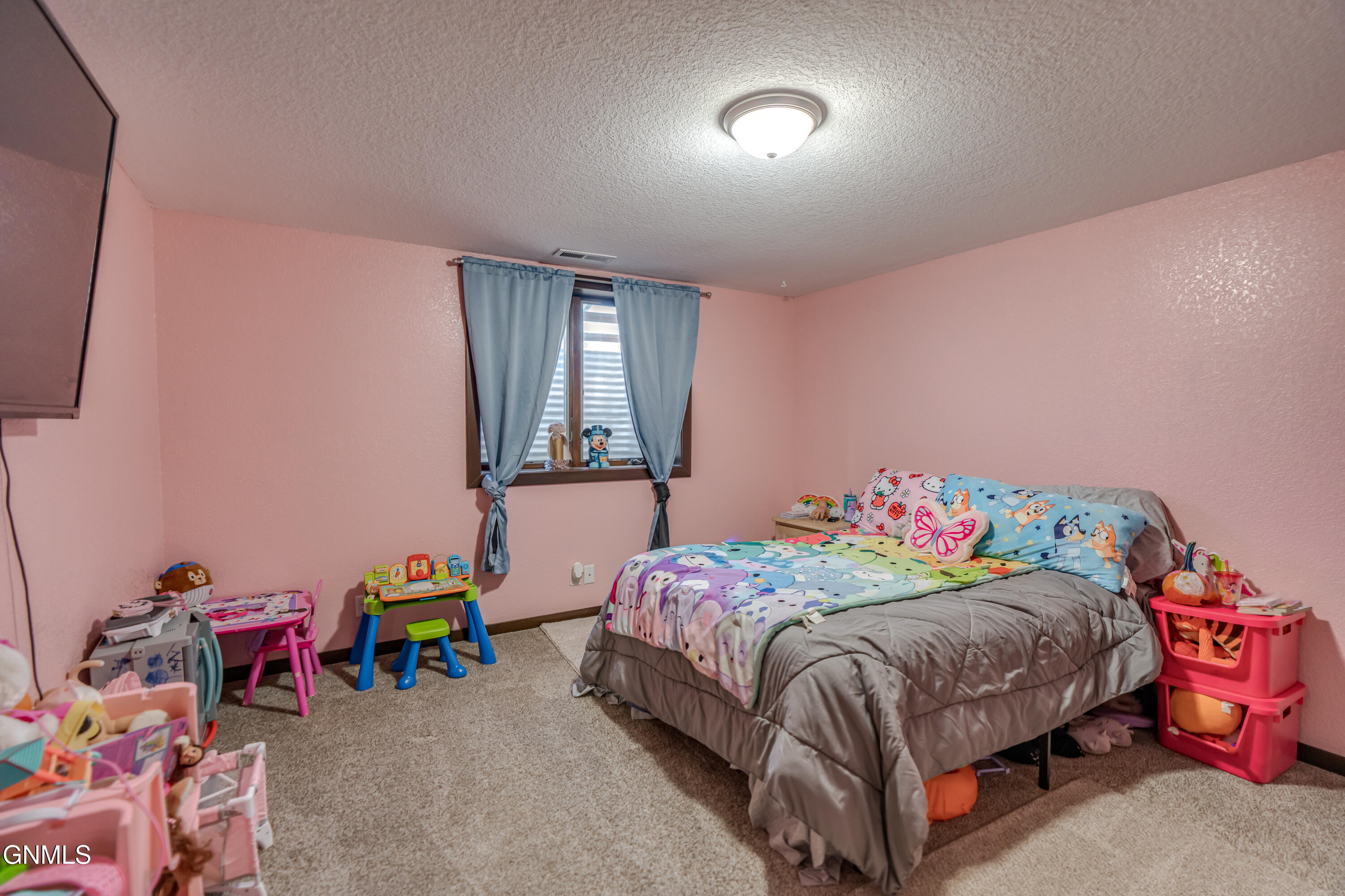 property viewer photo 47