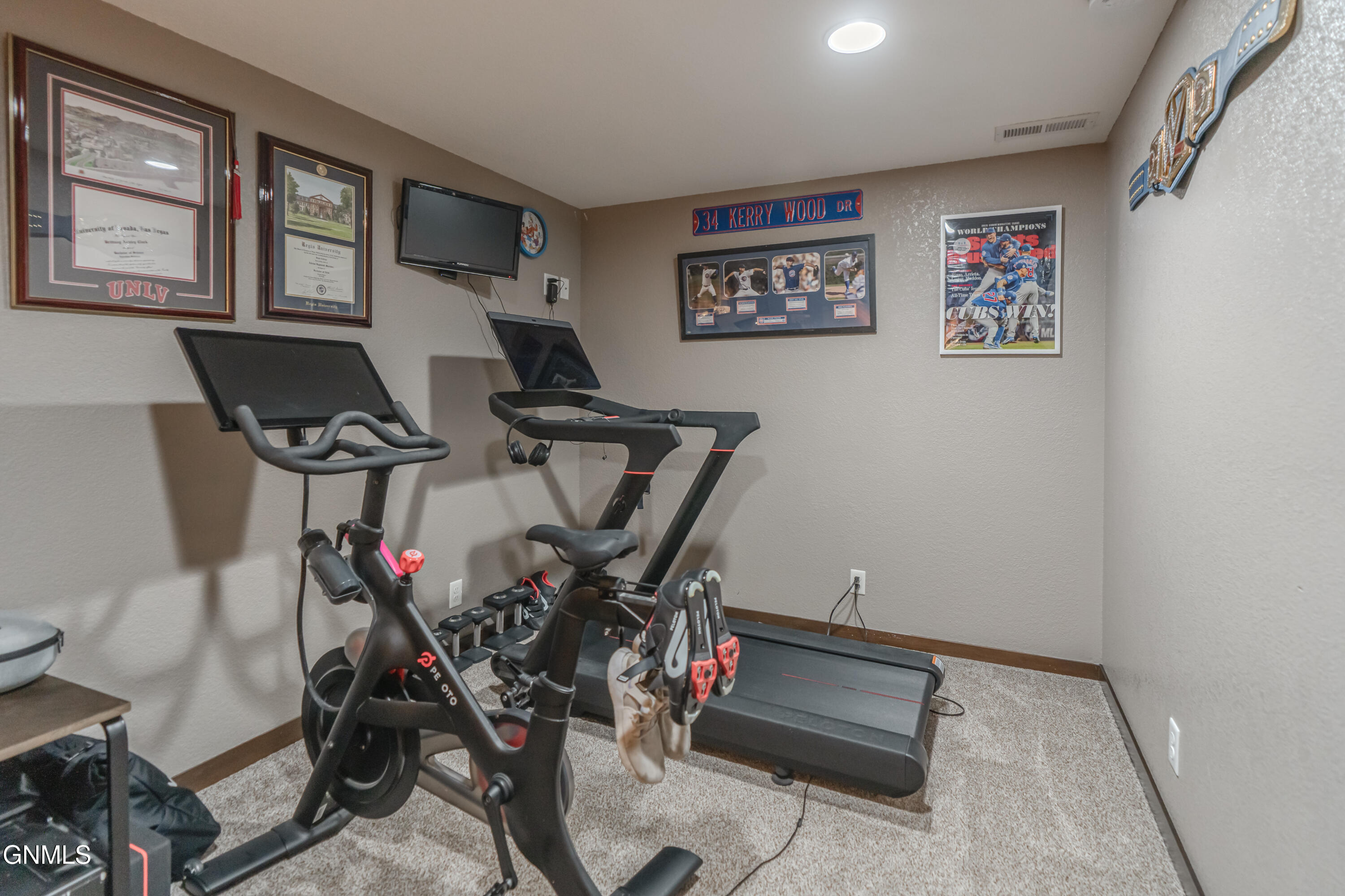 property viewer photo 58