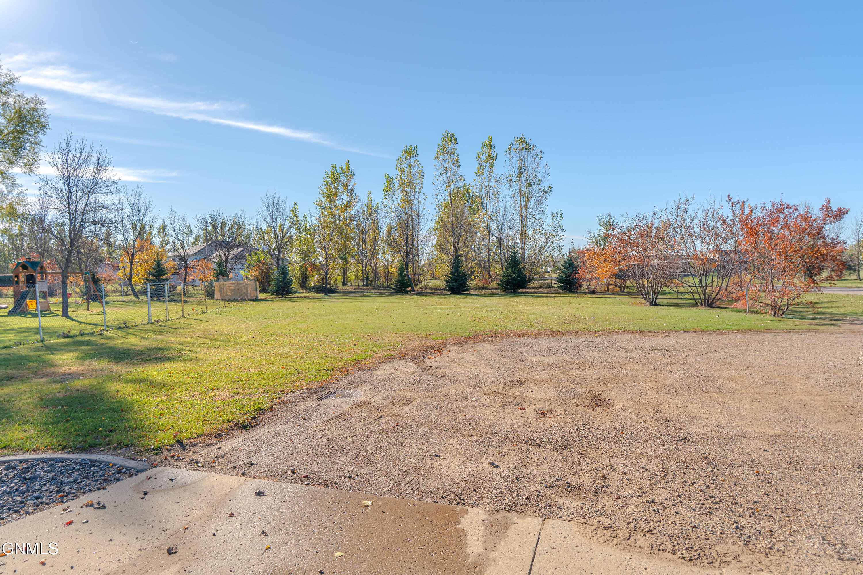 property viewer photo 72