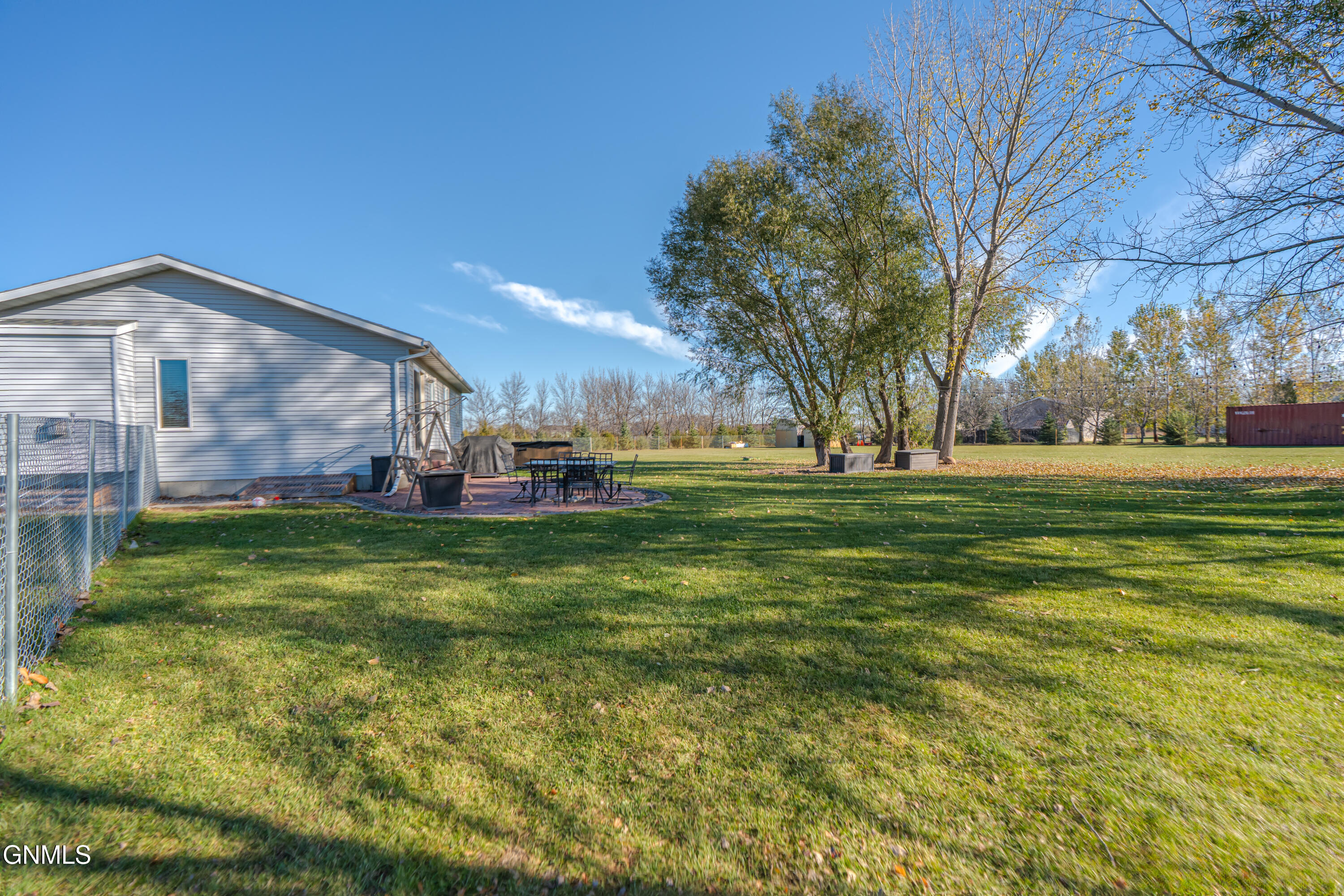 property viewer photo 75