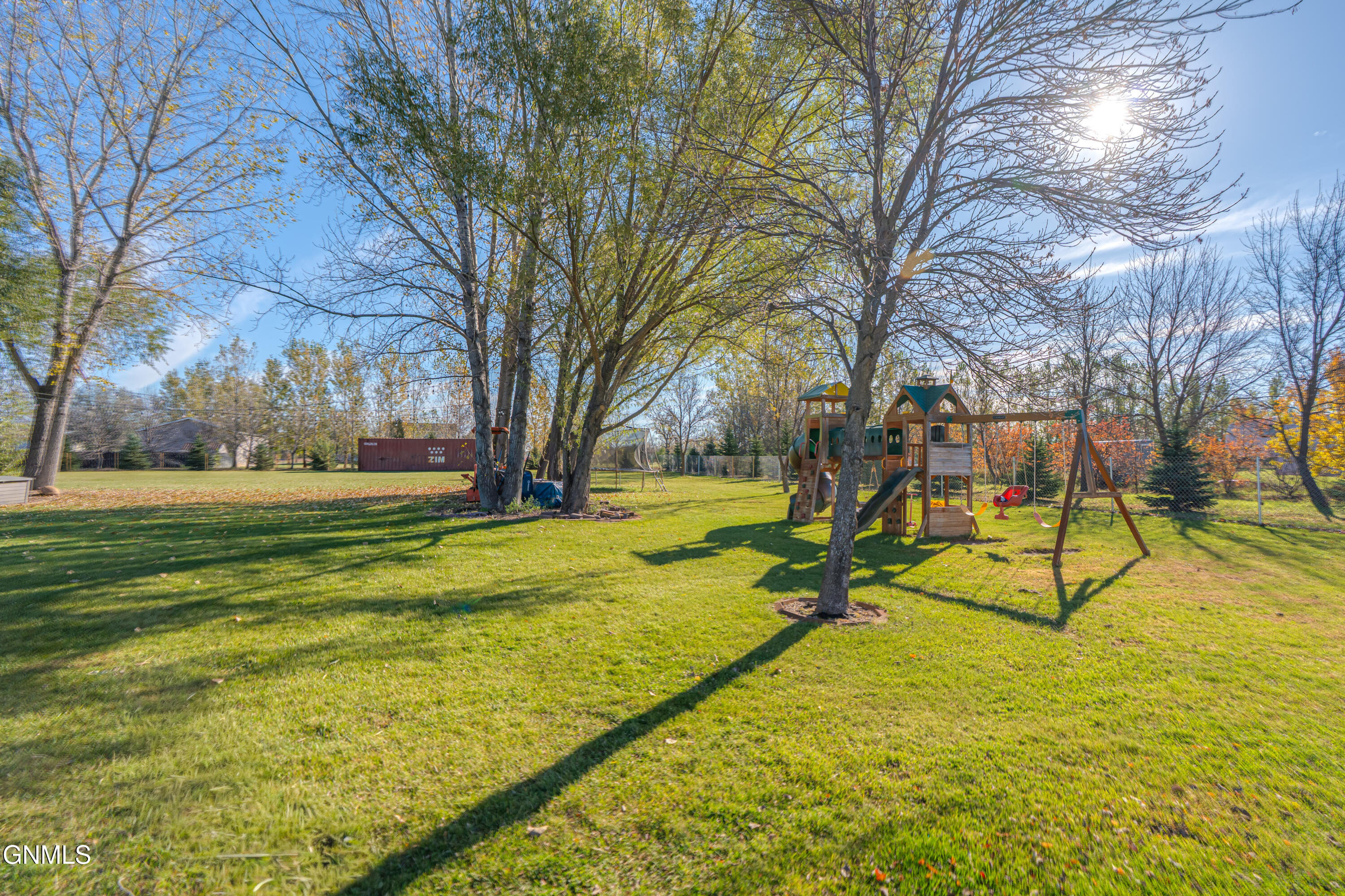 property viewer photo 76