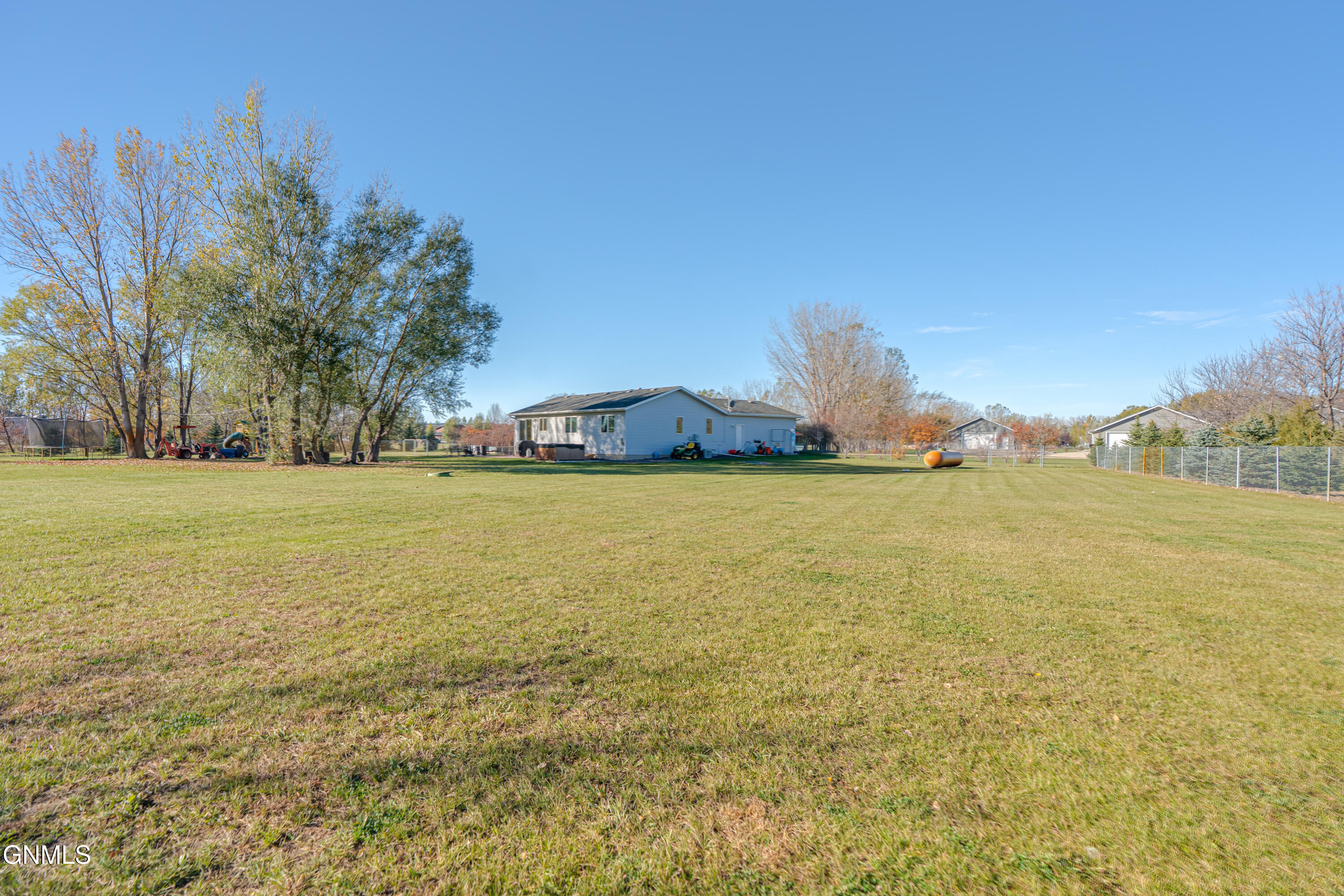 property viewer photo 91