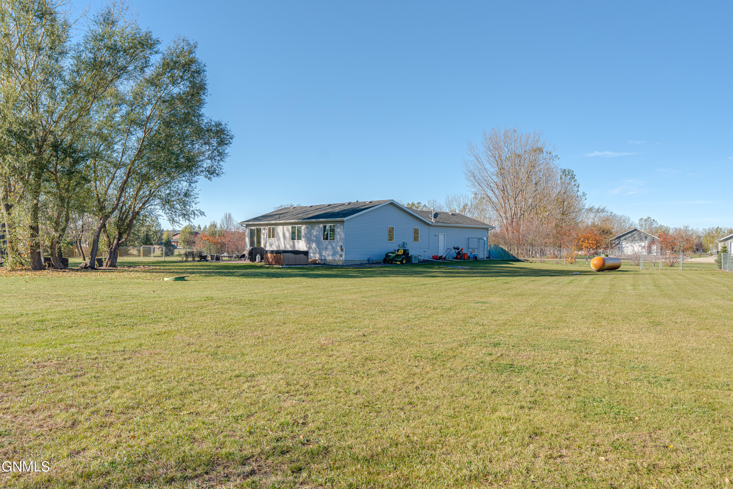 property viewer photo 92