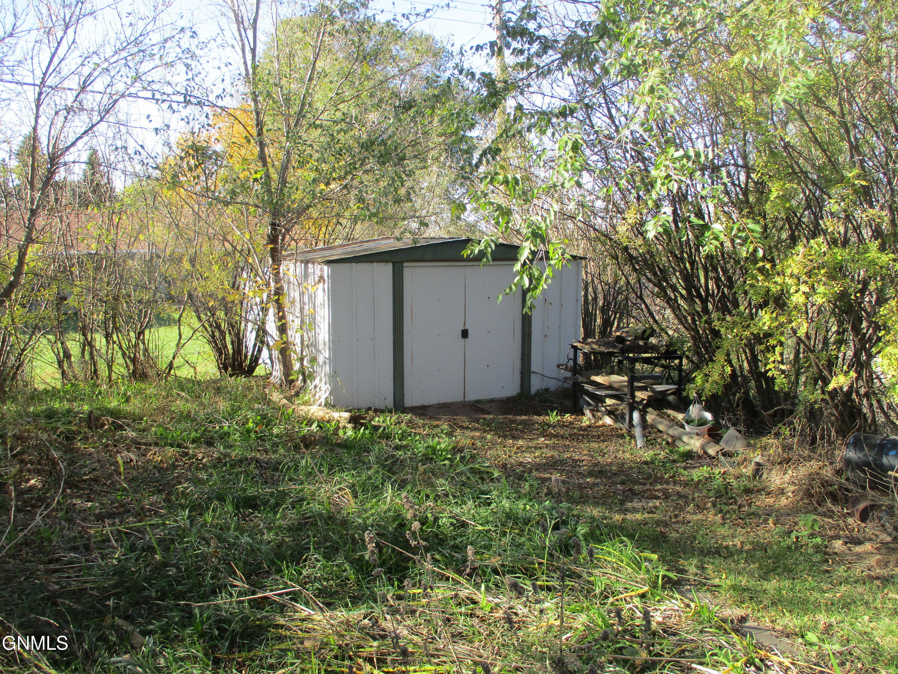 main property photo 26