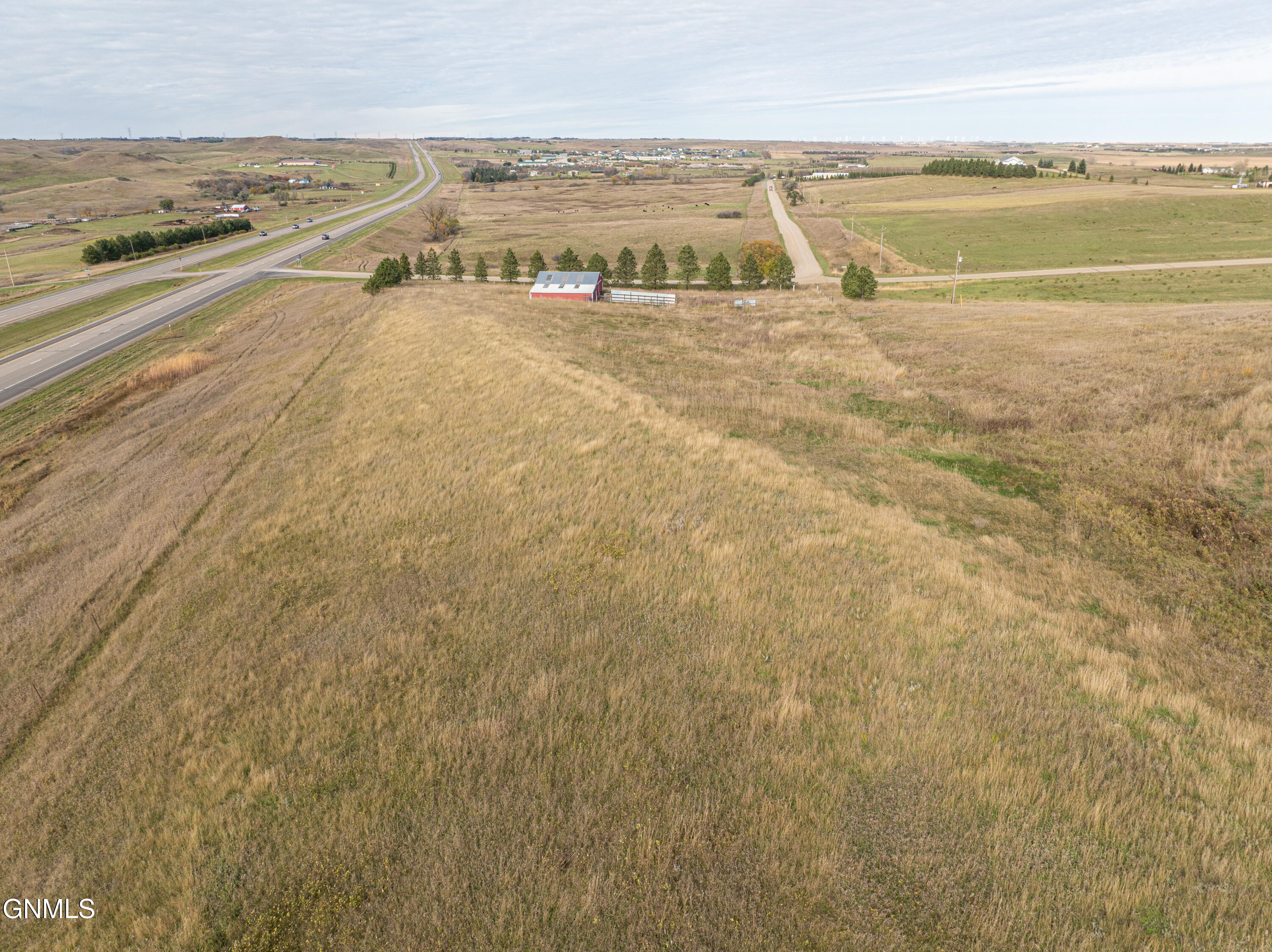 main property photo 17