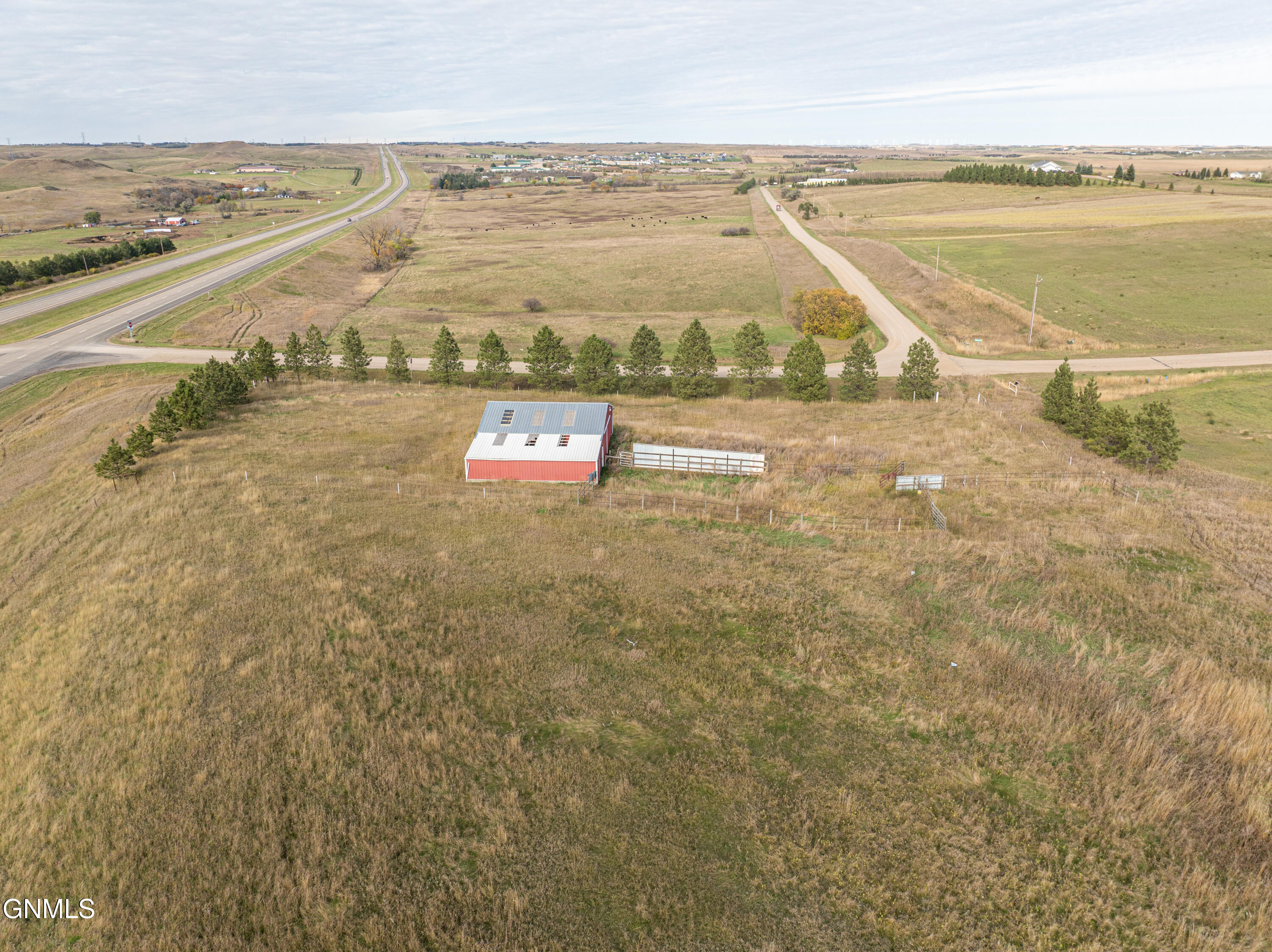 main property photo 18