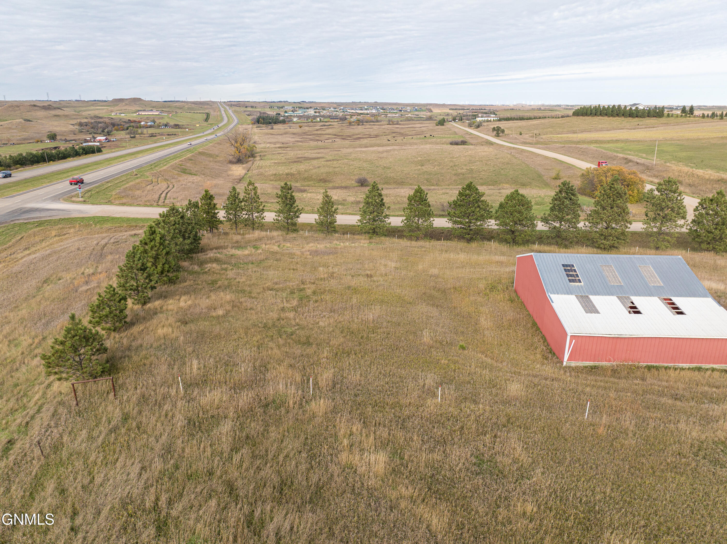 main property photo 24