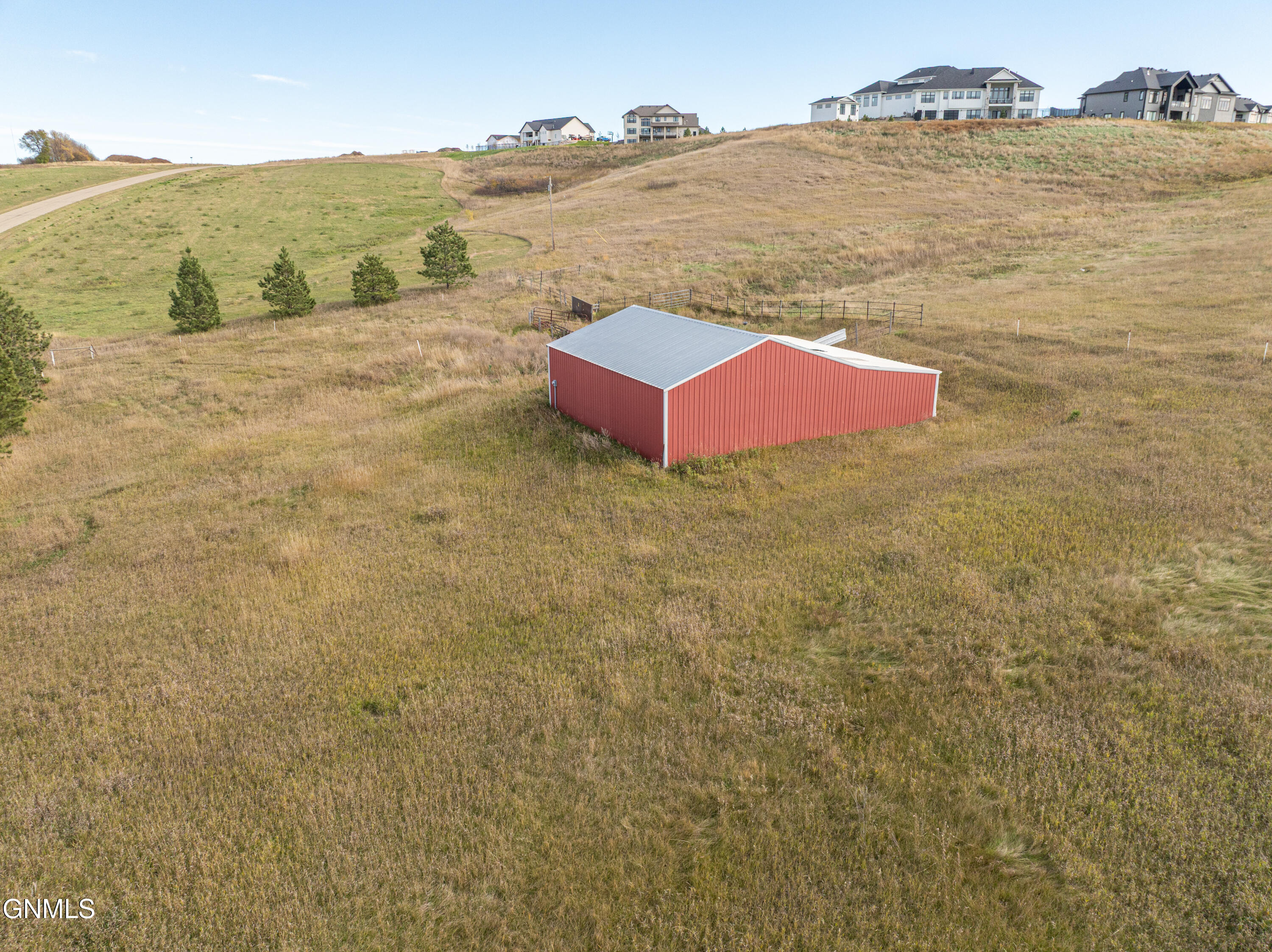 main property photo 26