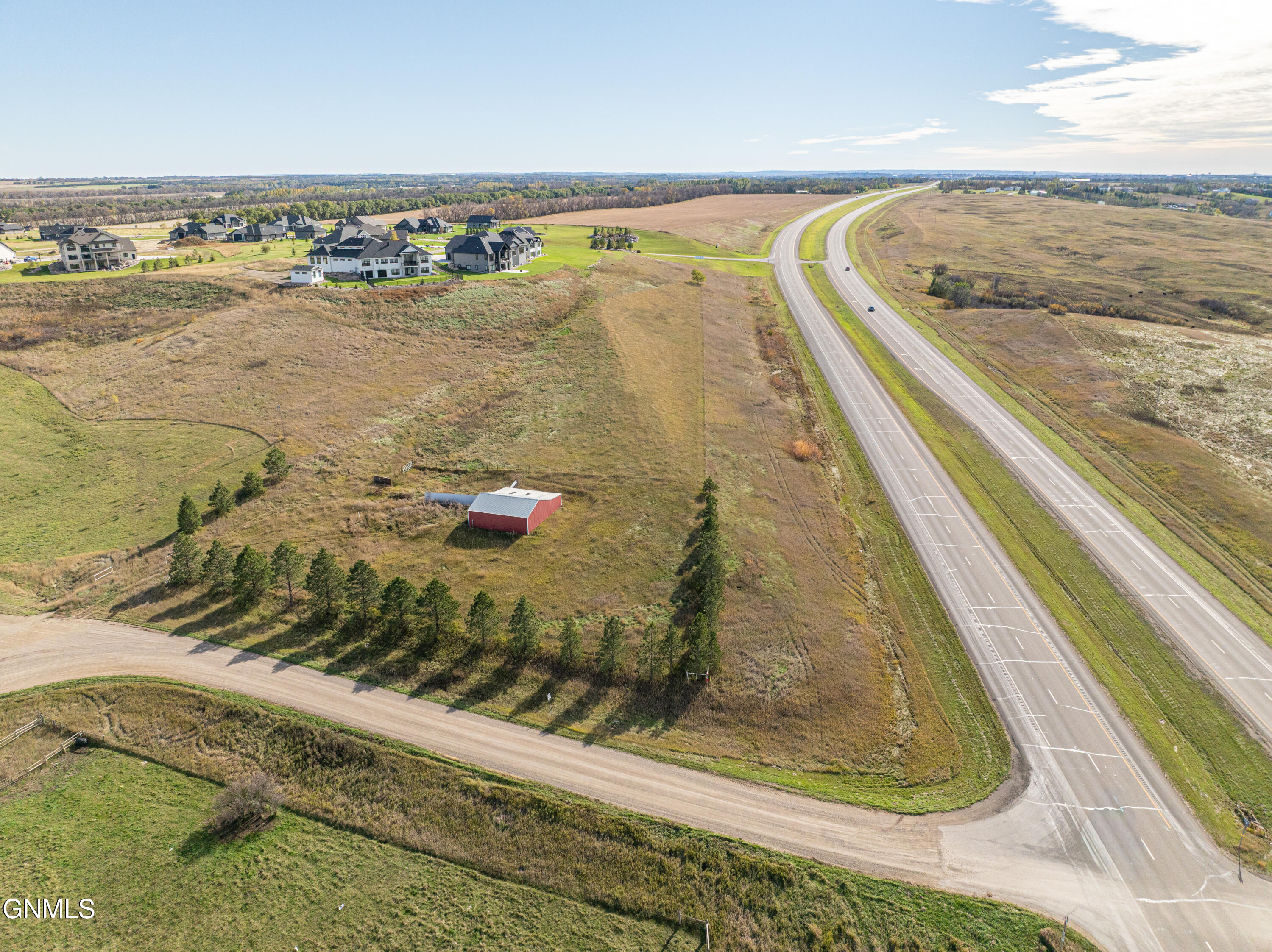main property photo 4