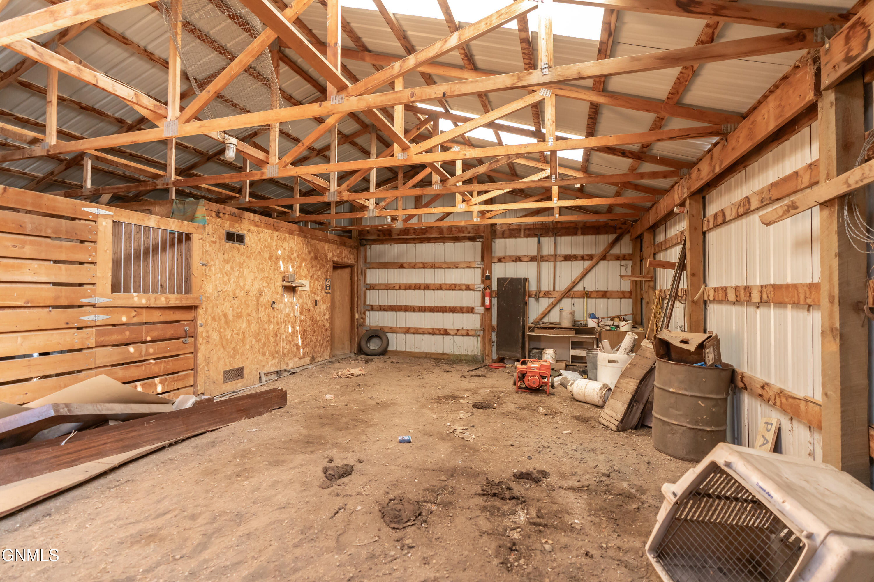 main property photo 44