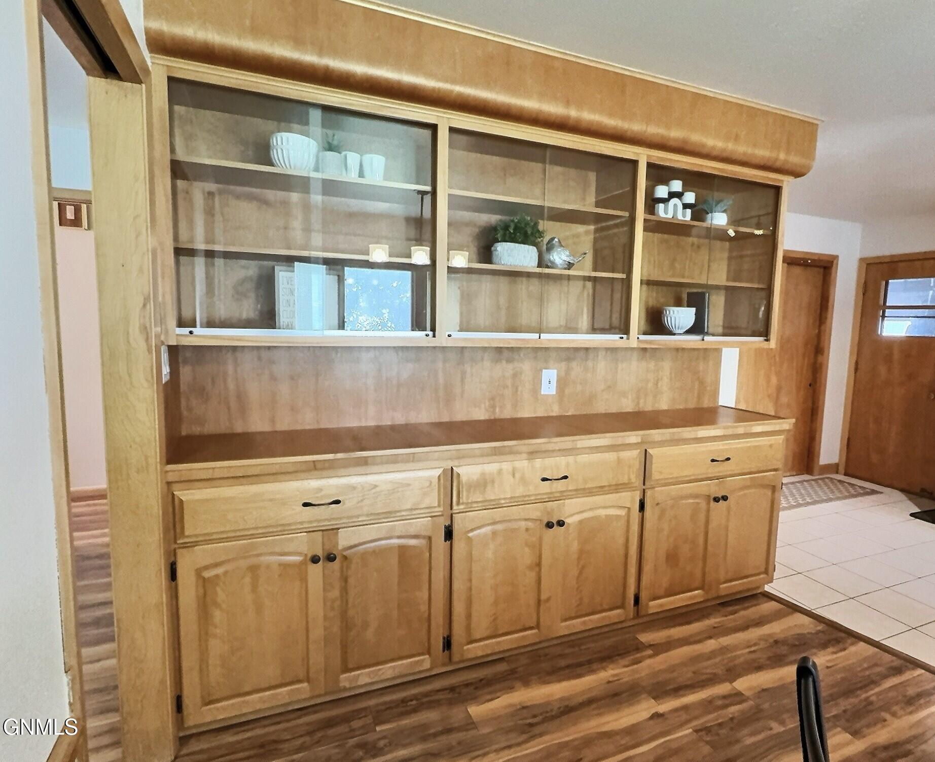 property viewer photo 12