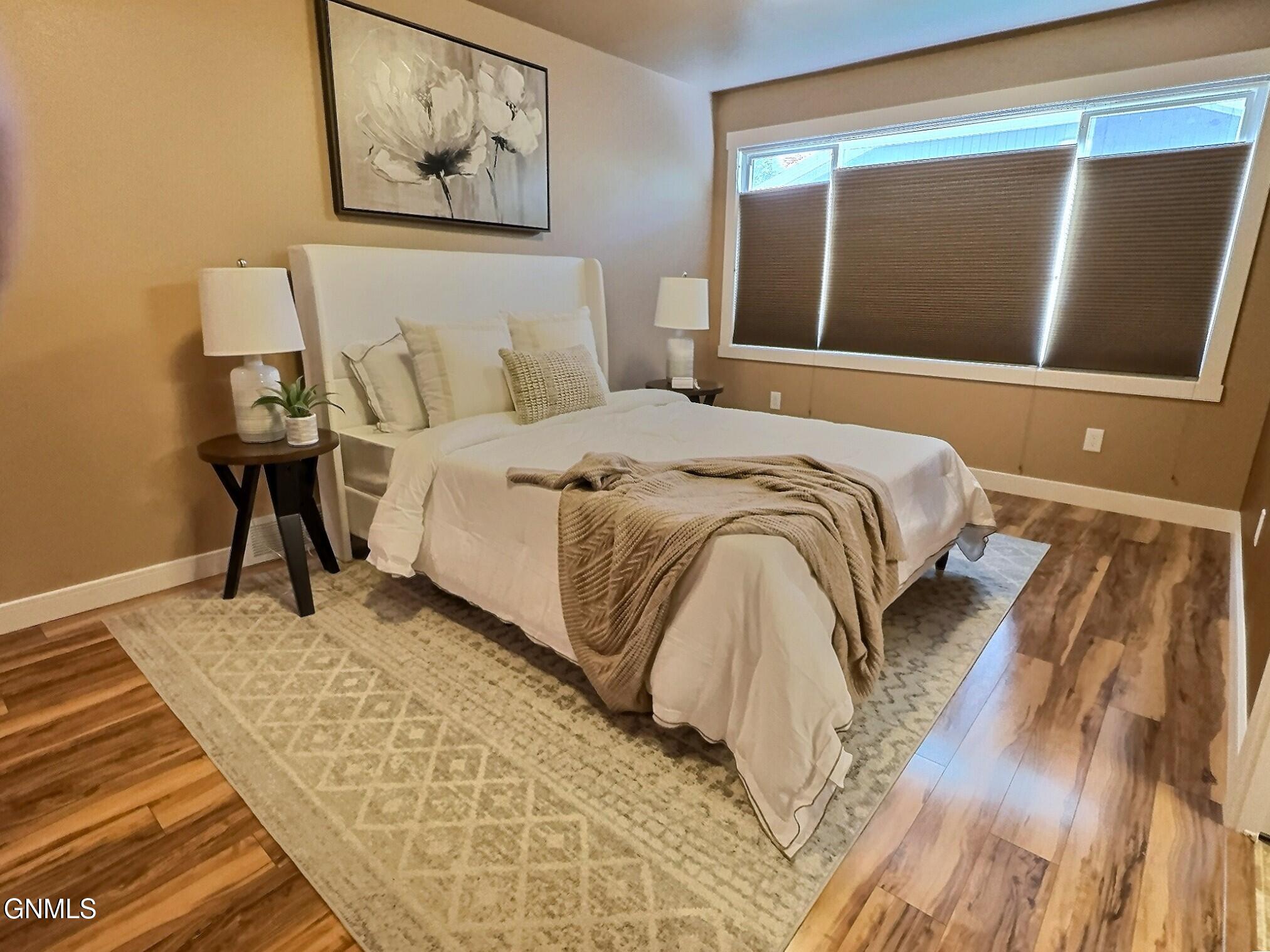 property viewer photo 15