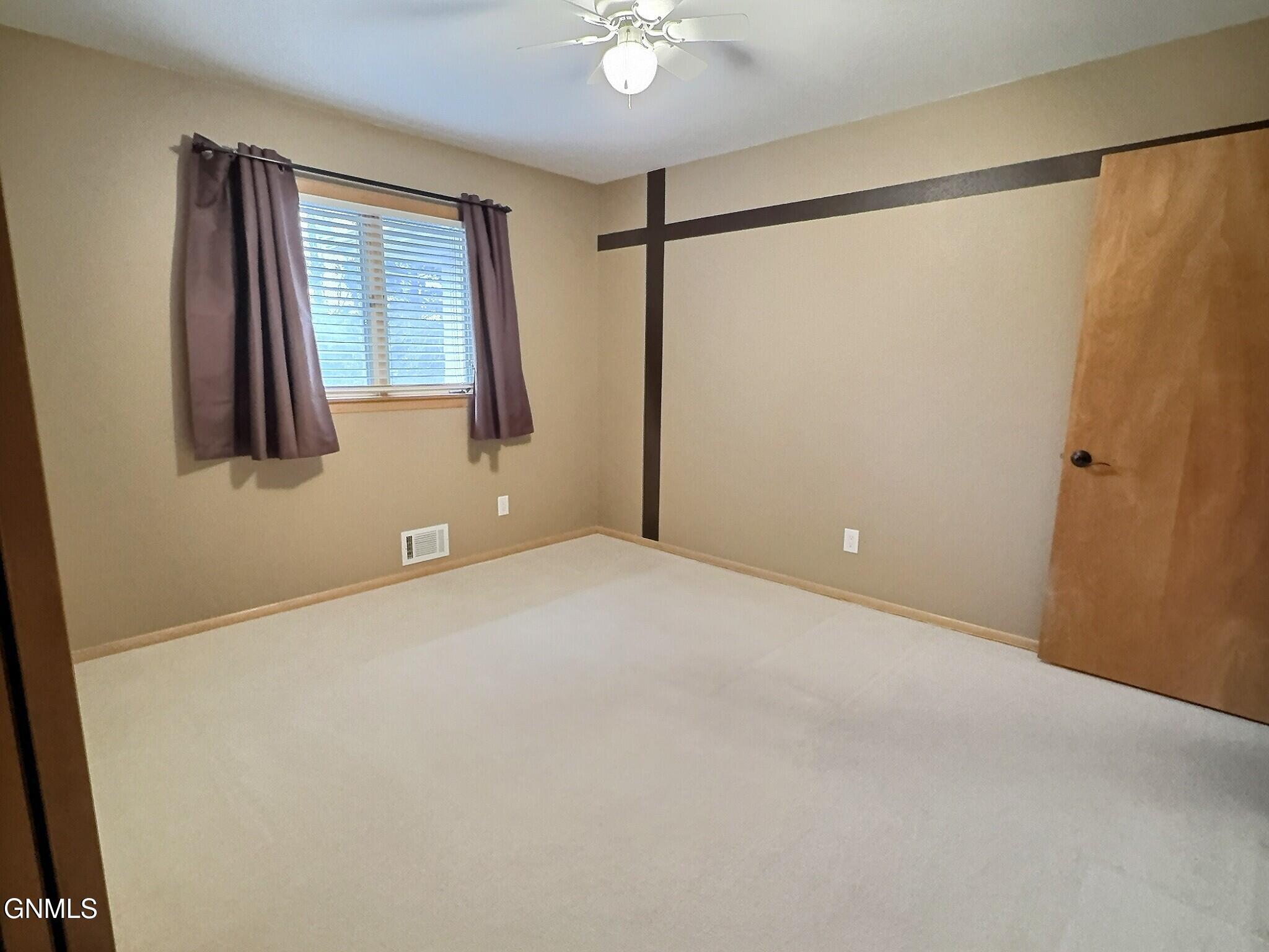 property viewer photo 22