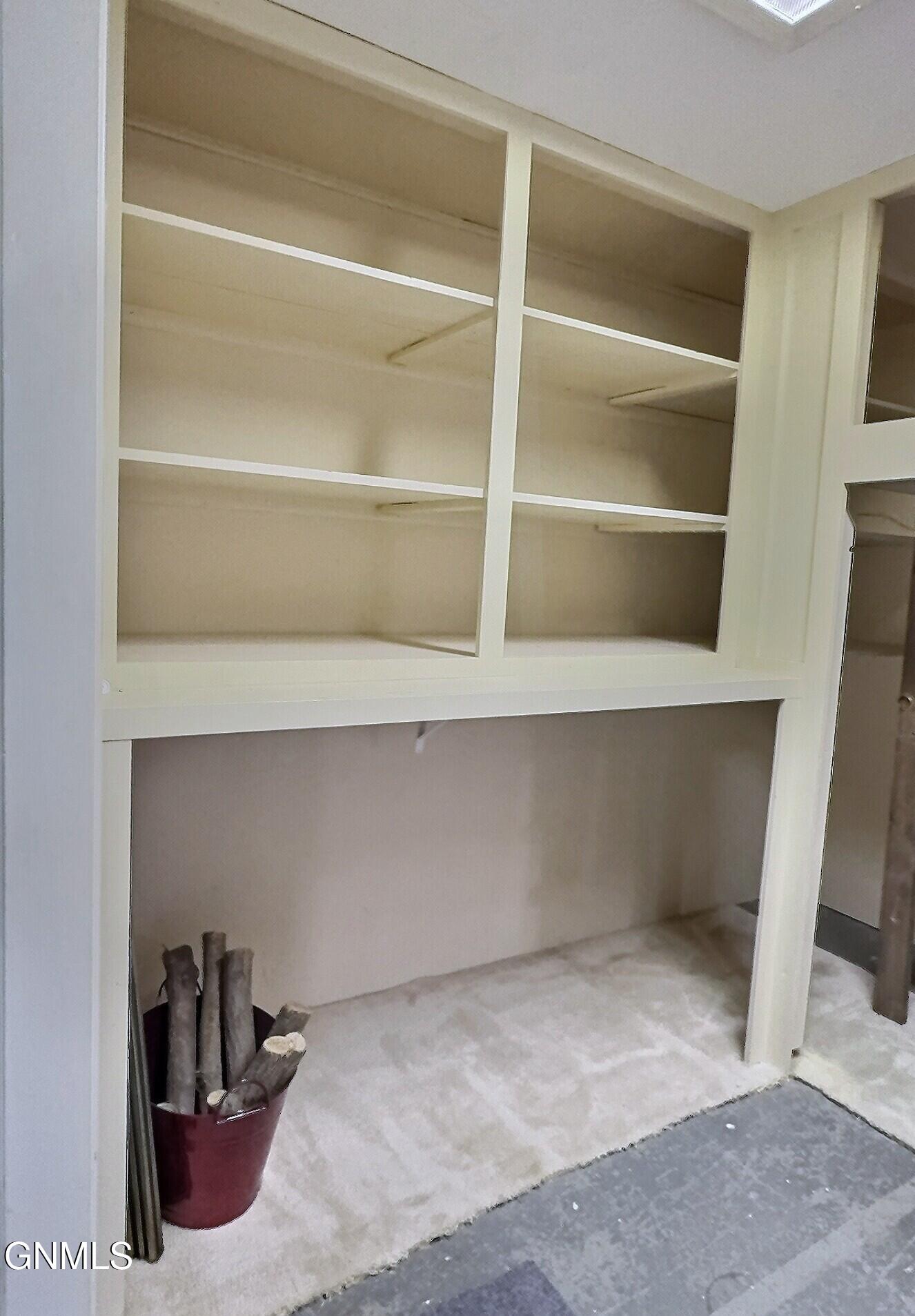 property viewer photo 37