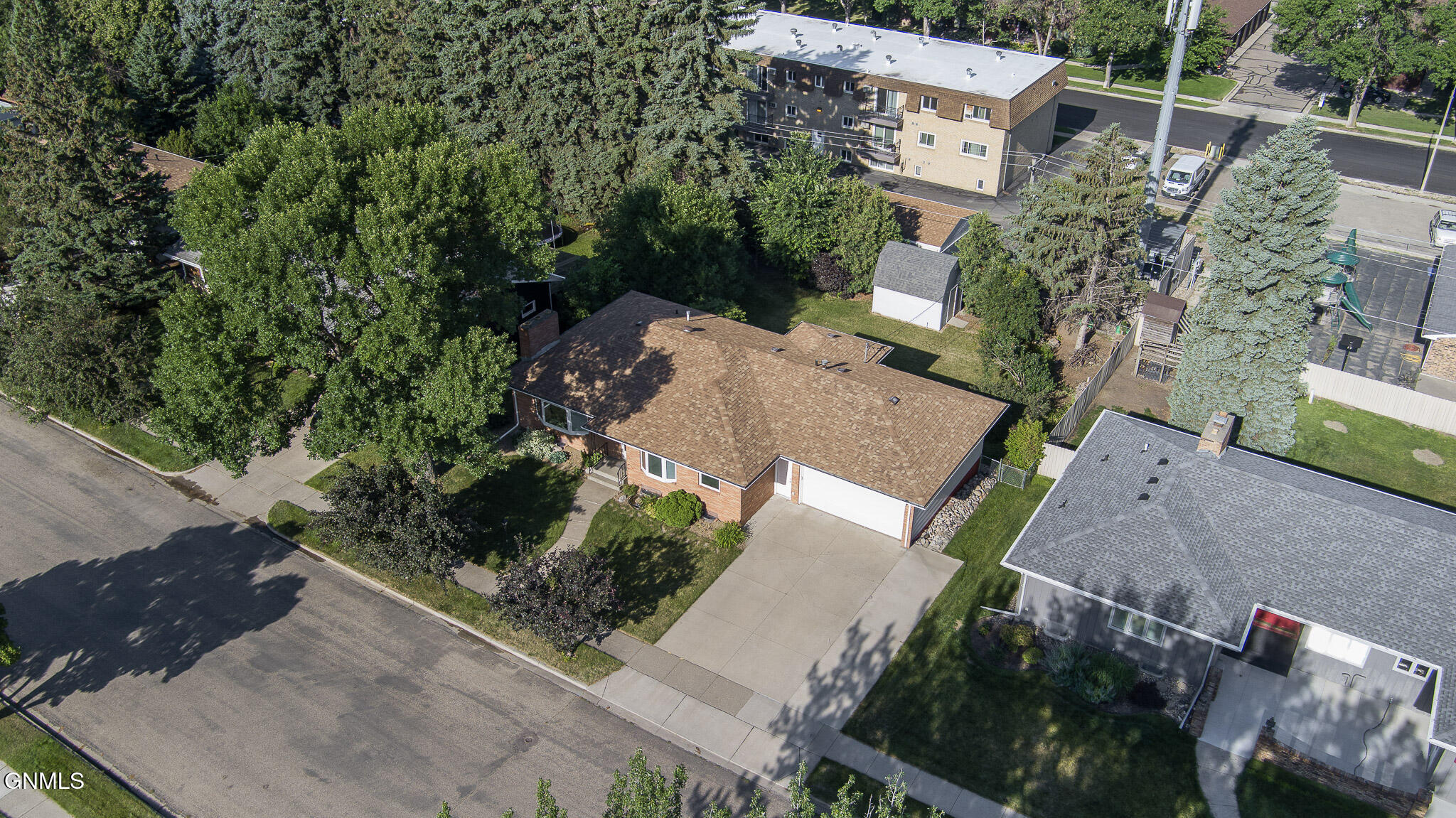 property viewer photo 42