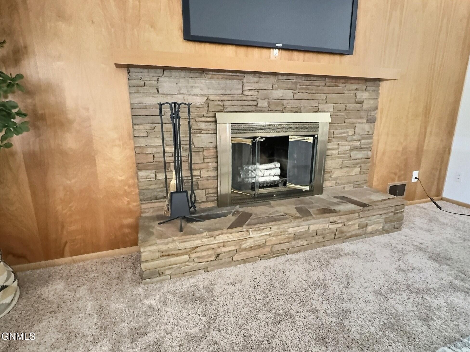 property viewer photo 6