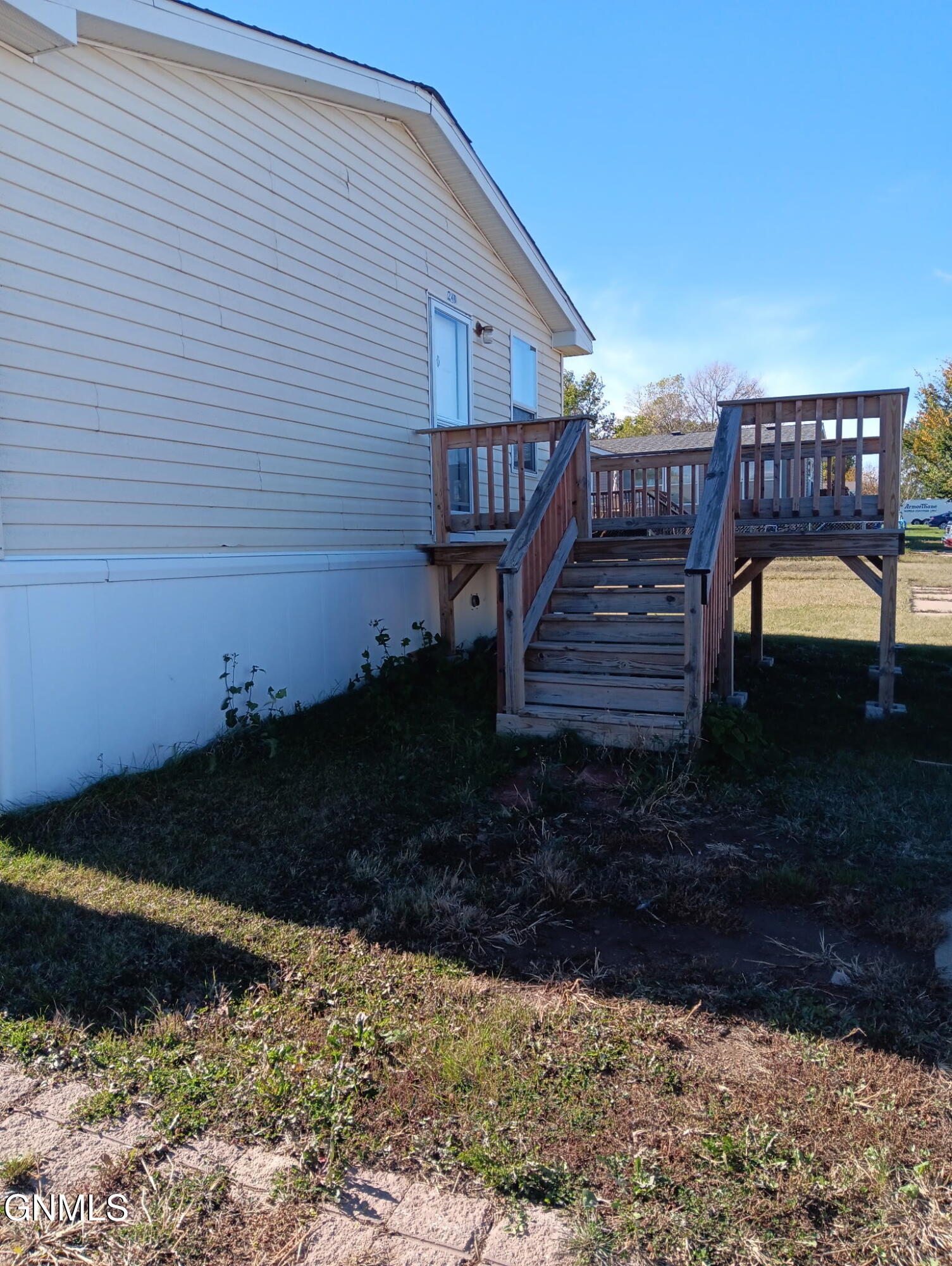 property viewer photo 2