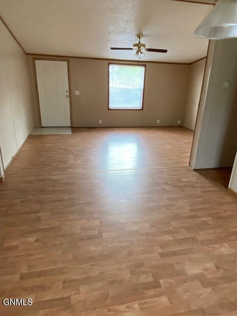 property viewer photo 20